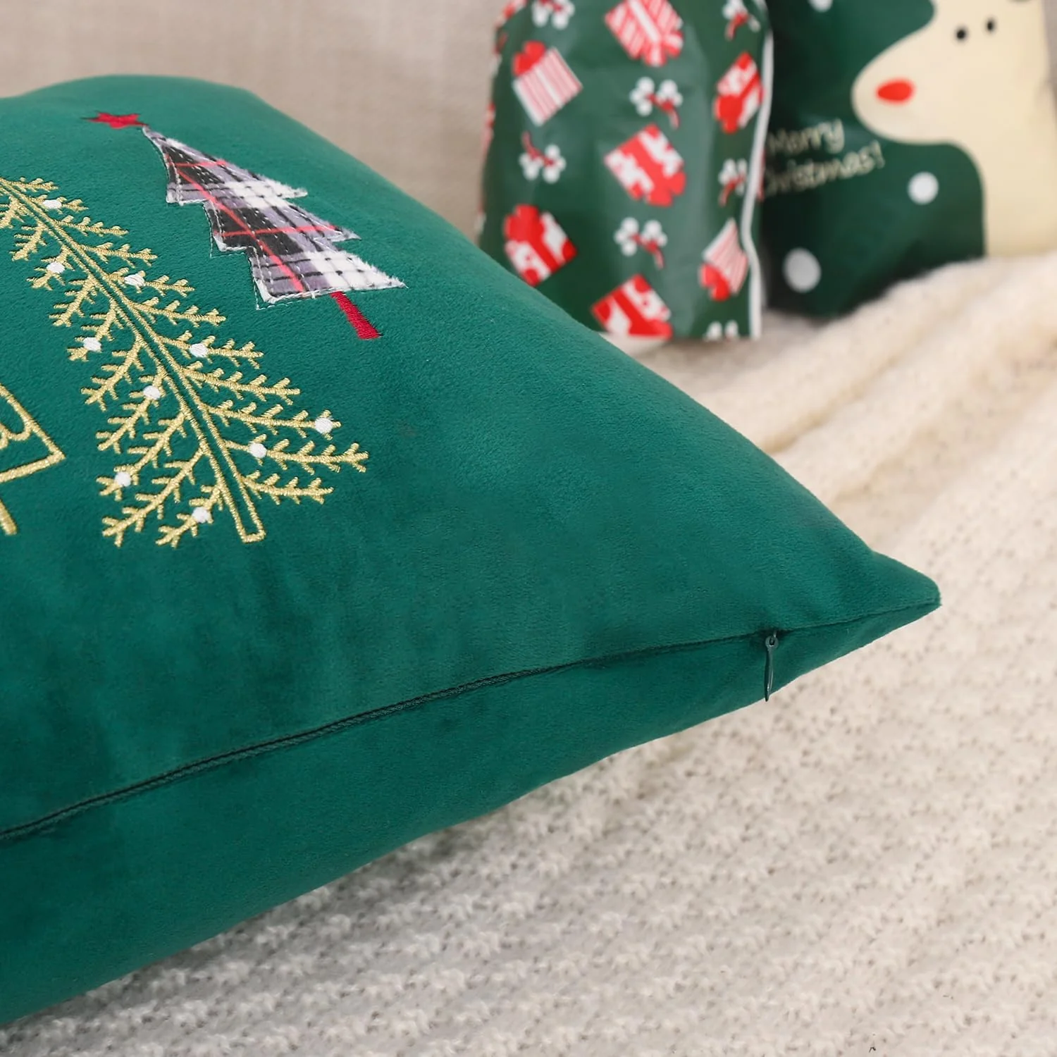 16 x 26 CM set of 2 Tree Embroidery velevt pillow with filler - Image 7