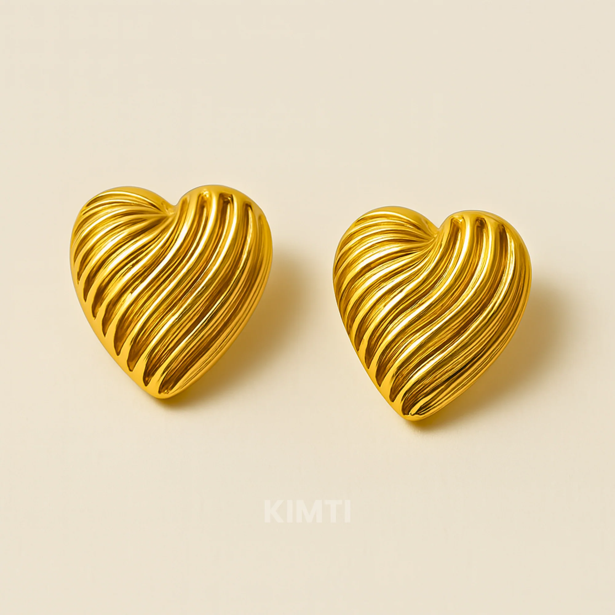 18k Gold Plated heart-shaped Anti Tarnish Earring - Image 4