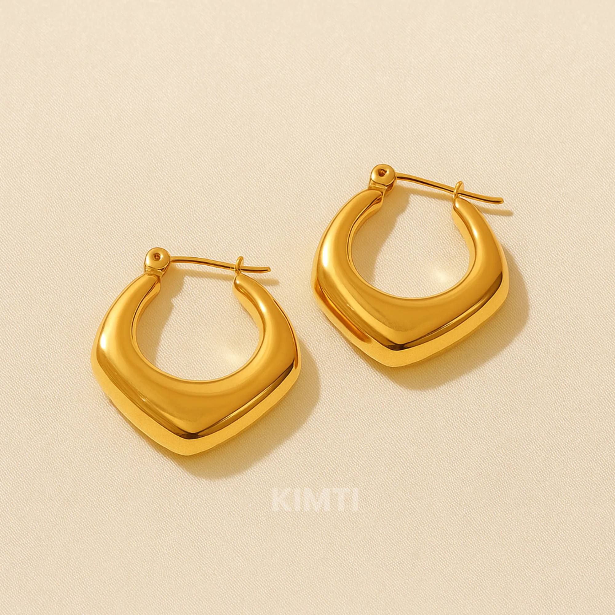 18K Gold Plated Mansi Hoop Earring - Image 5