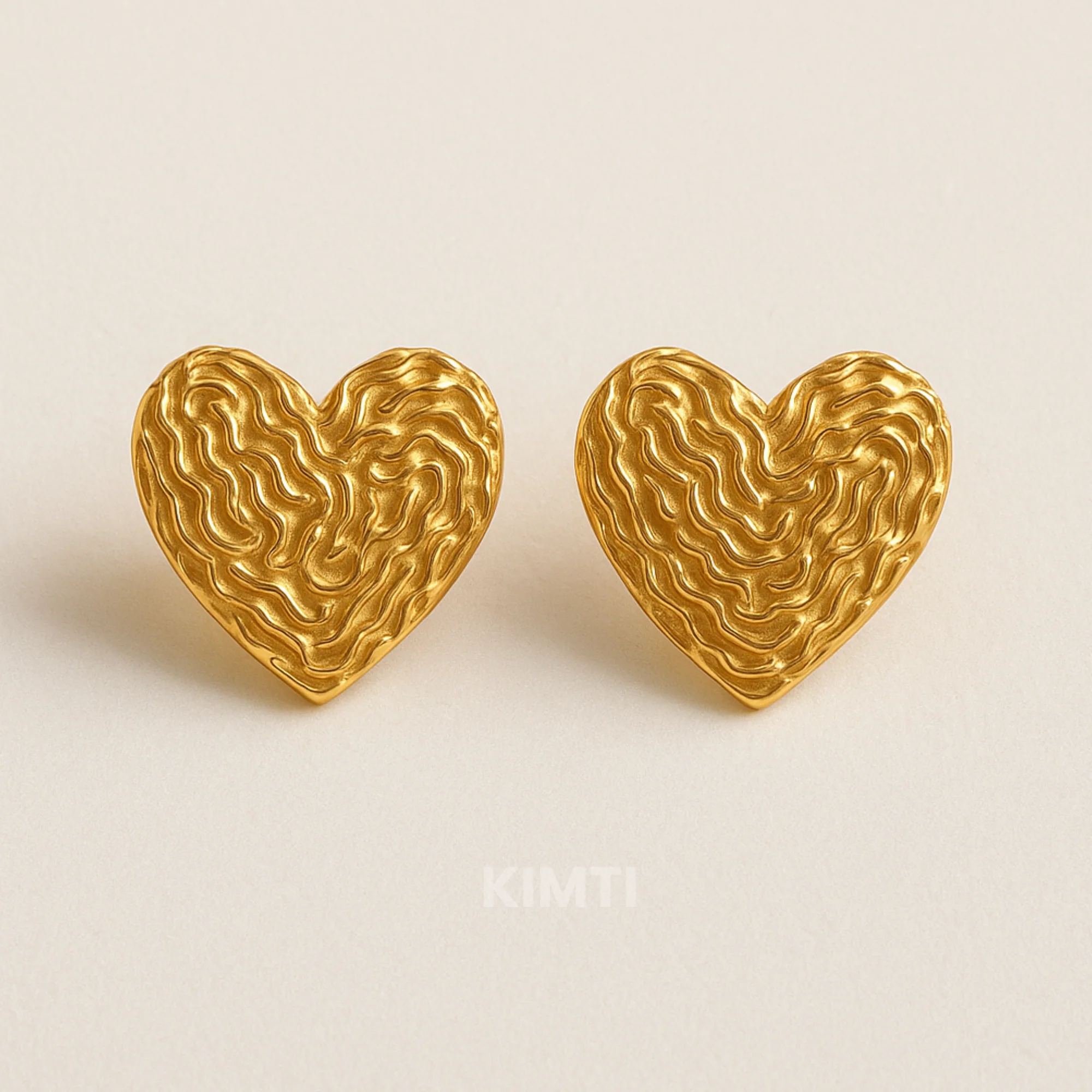 18K Gold Plated Tide Heart Earrings - Image 2