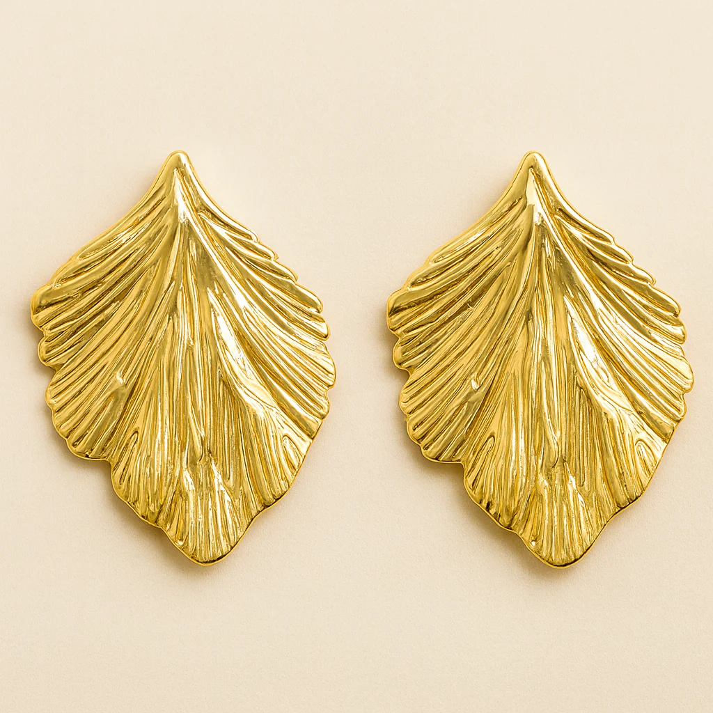 18k Golden Leaf Luxe stud earrings - Image 8