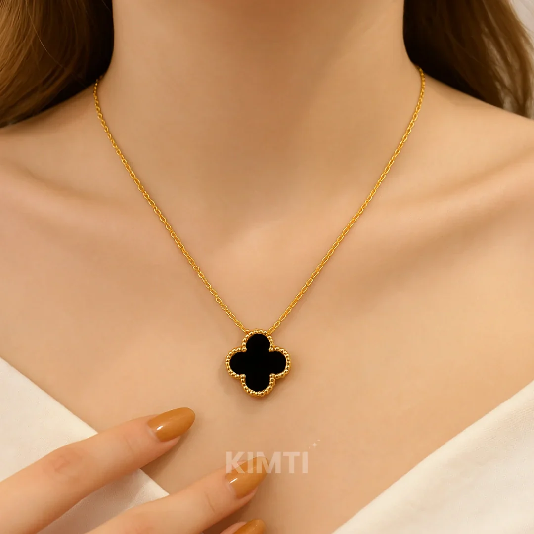 2 in 1 Black And White Anti Tarnish Flower Necklace - Image 6