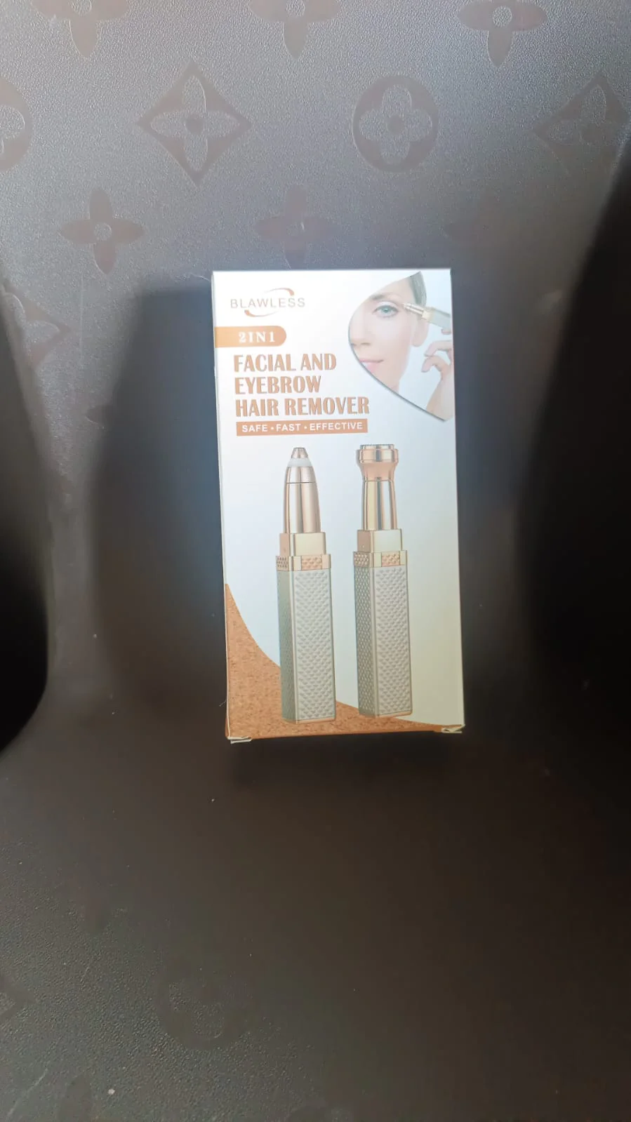2-in-1 Eyebrow Razor & Painless Hair Shaver (1 Pc), Hair accessories - Image 7
