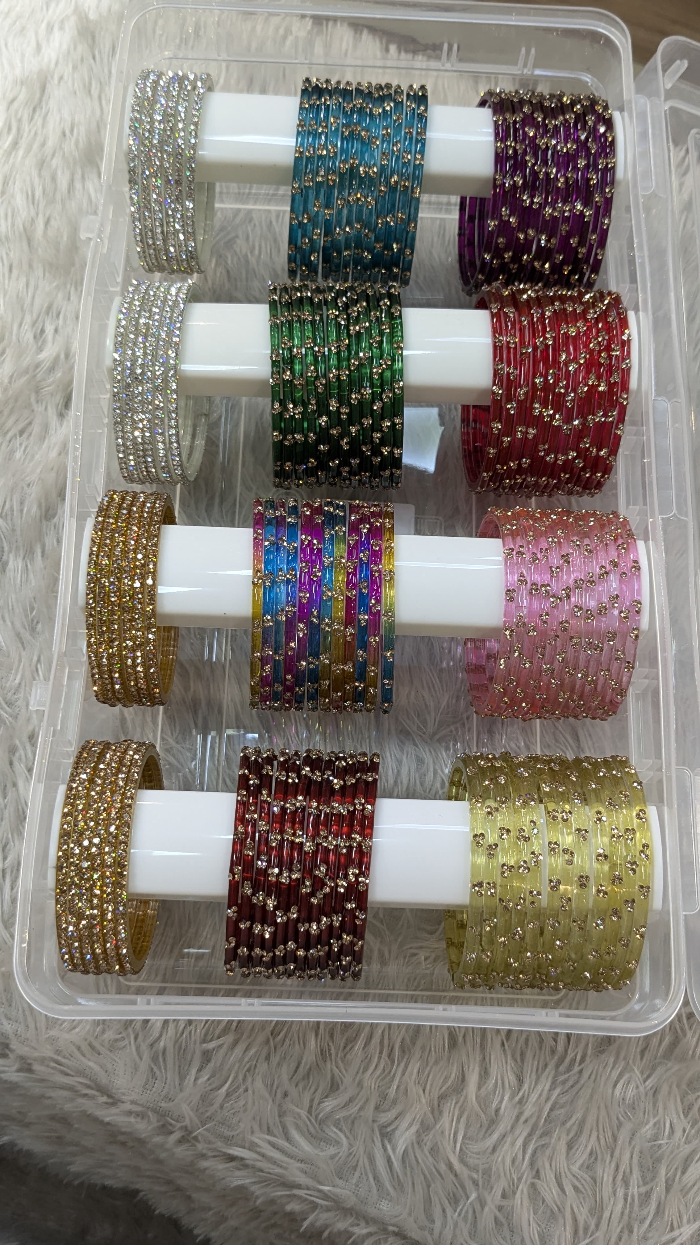 3 drop glass bangles with organiser - Image 3