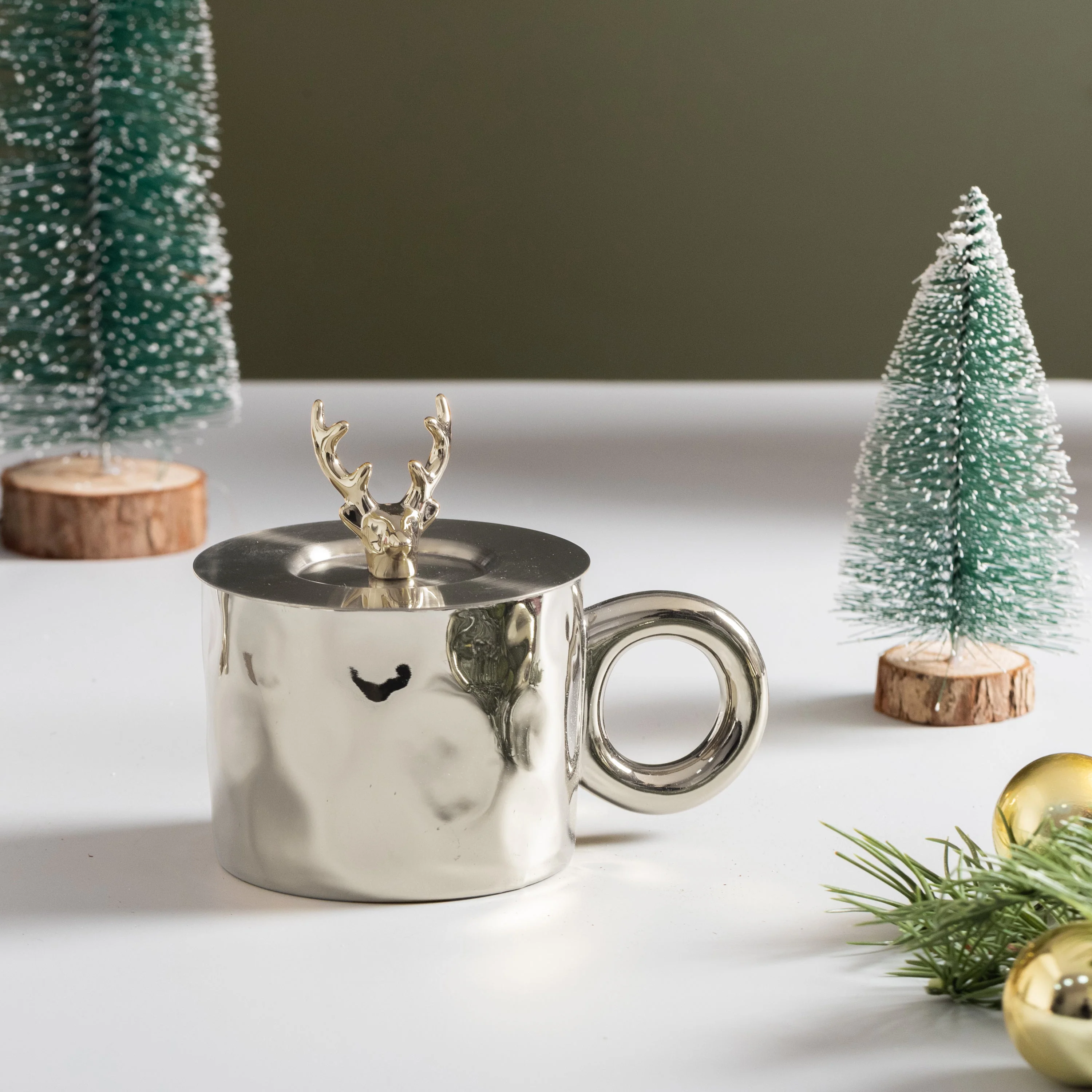 400 Ml Ceramic mug with Metal Lid- Silver - Image 3