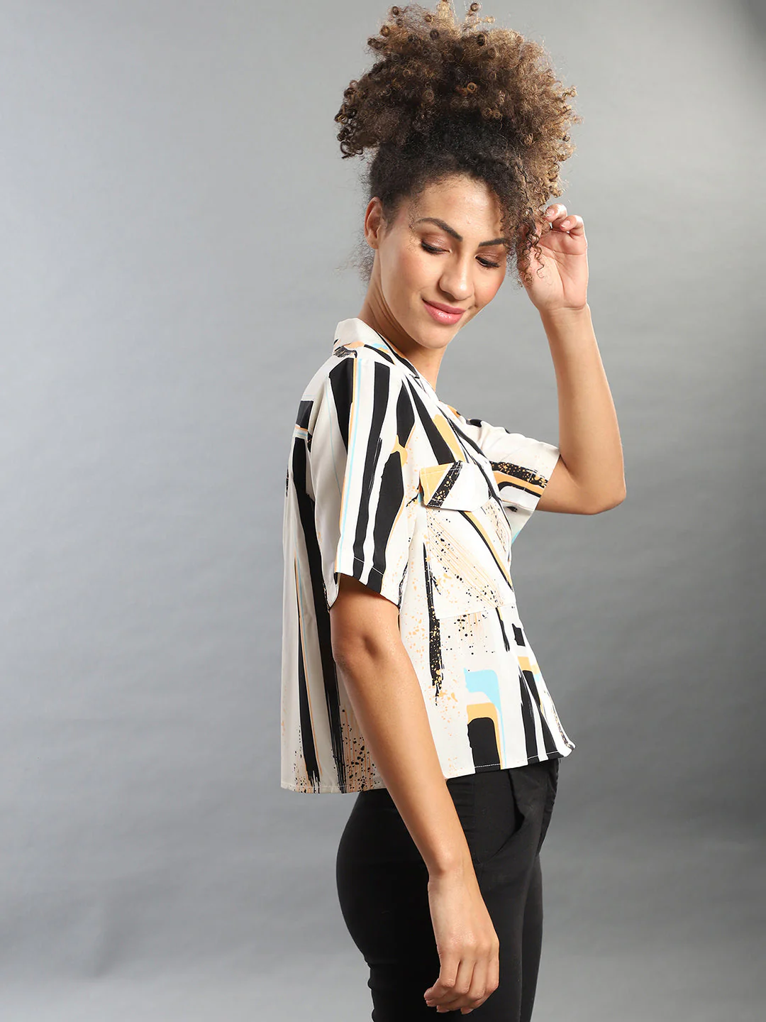 Abstract Print Top - Image 3