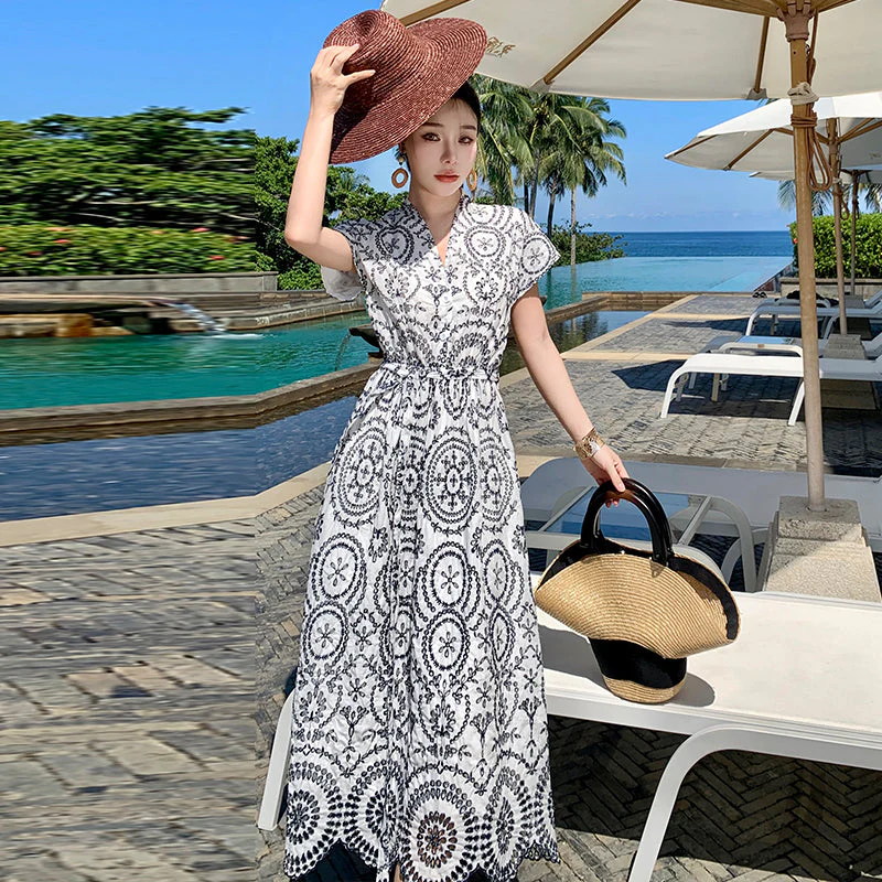 Amaya Emroidery Dress