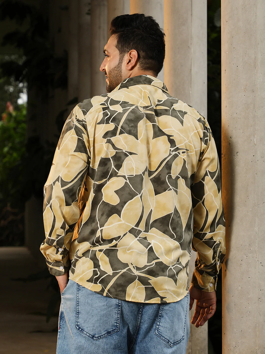 Artistic-Foliage Lined Imrprint Shirt - Image 4