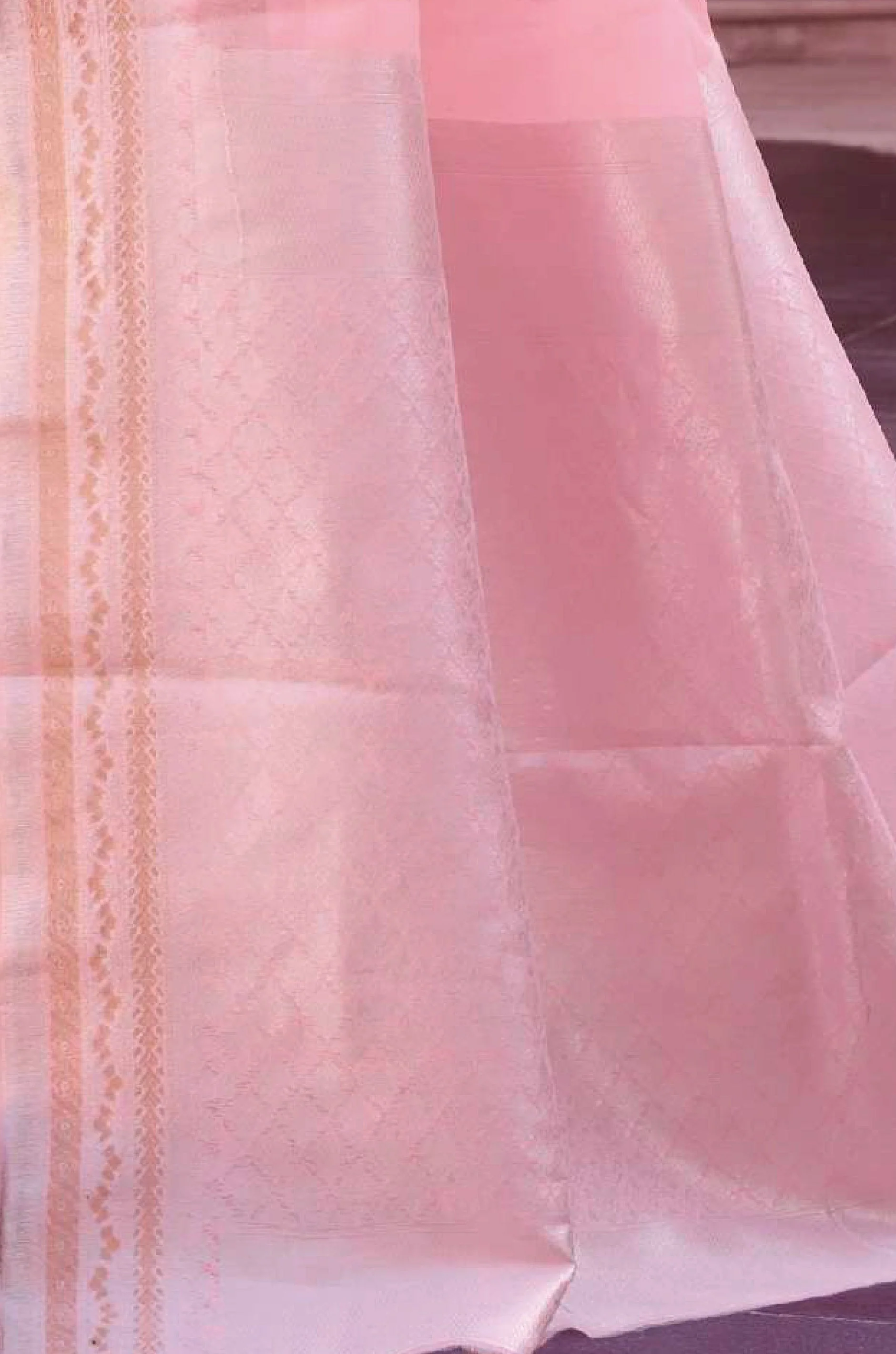 Baby Pink Woven Linen Saree - Image 2