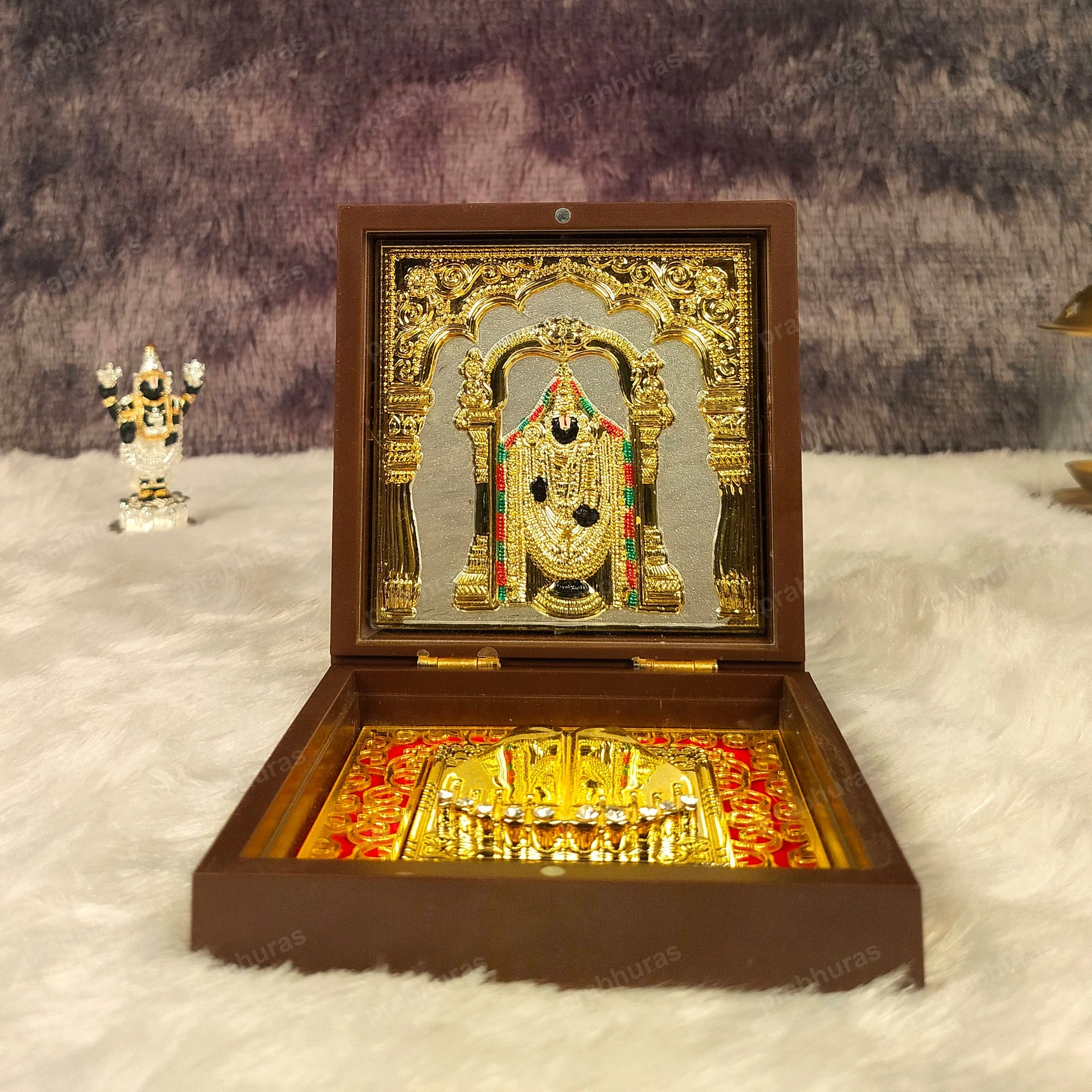 Balaji and Padmavathi Lakshmi Pocket Temple (24 Karat Gold Coated) - Image 18