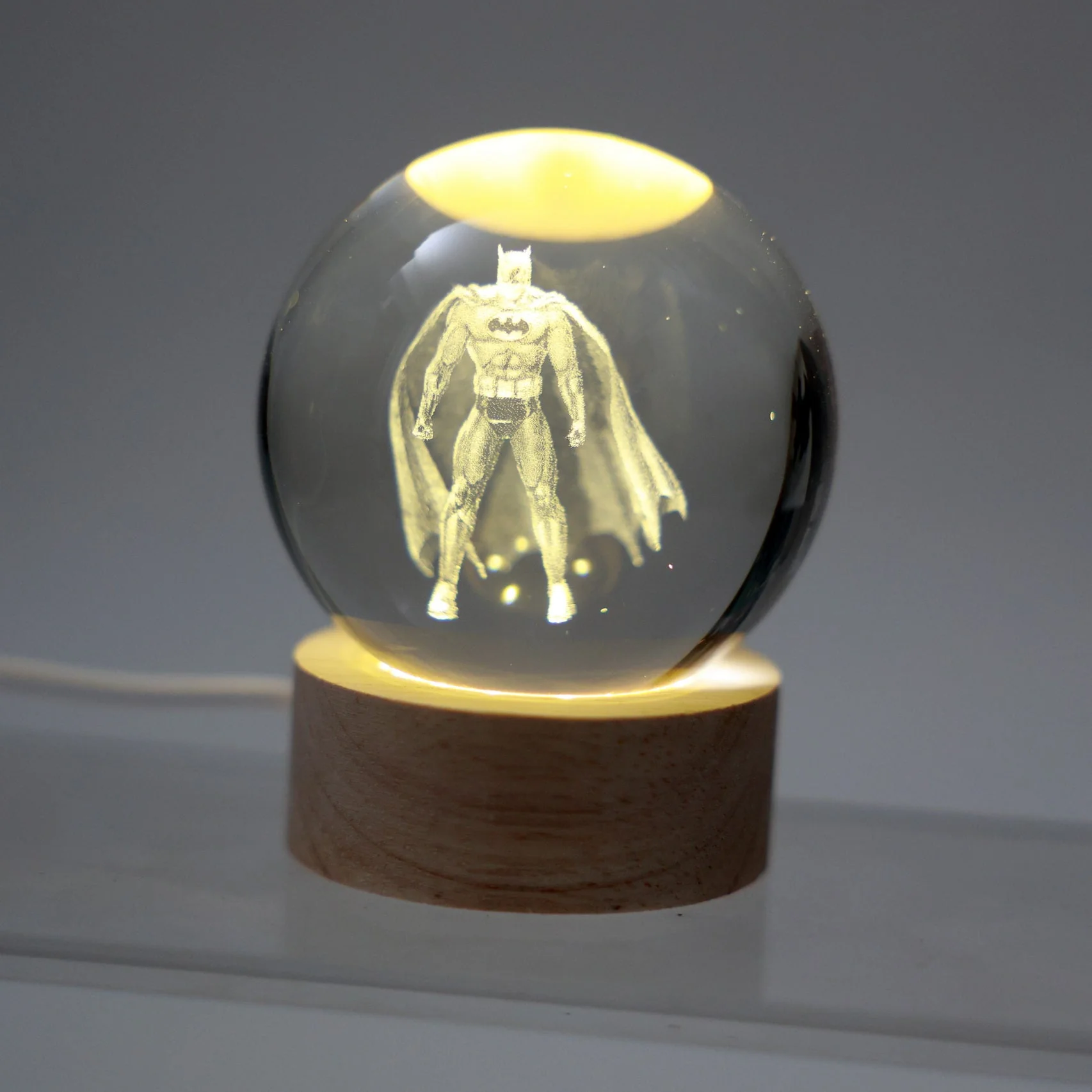 Batman - Crystal Ball Lamp - Image 4