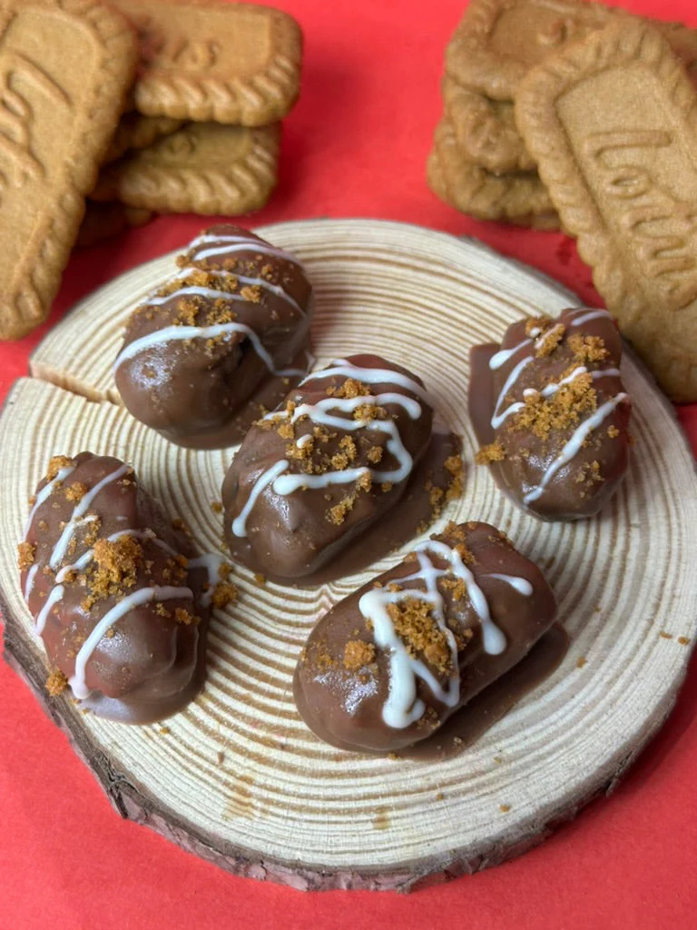 Biscoff Kunafa Date Bites (8pcs) - Image 2