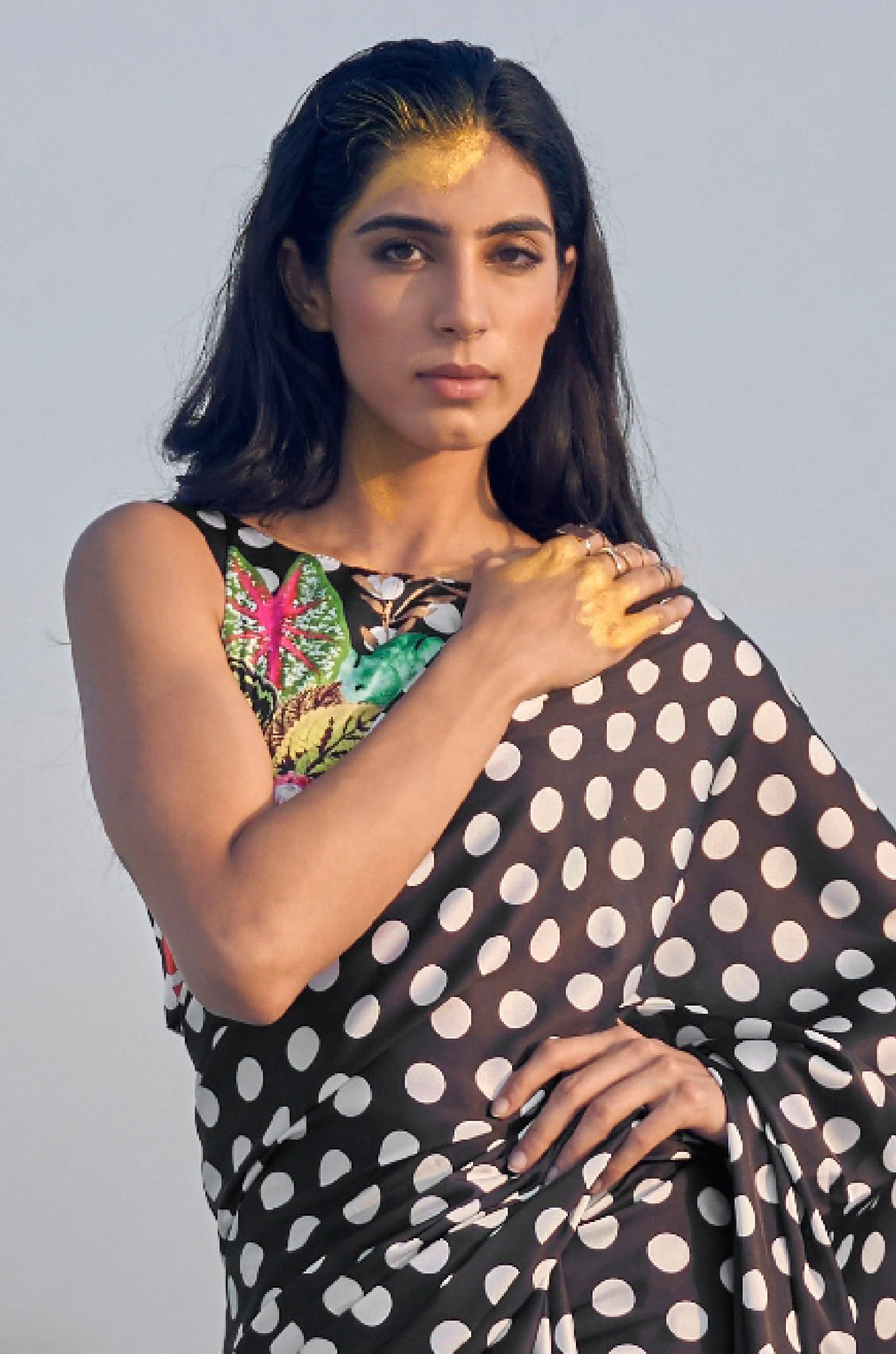 Black And White Polka Dots Digital Print Satin Silk Saree - Image 4