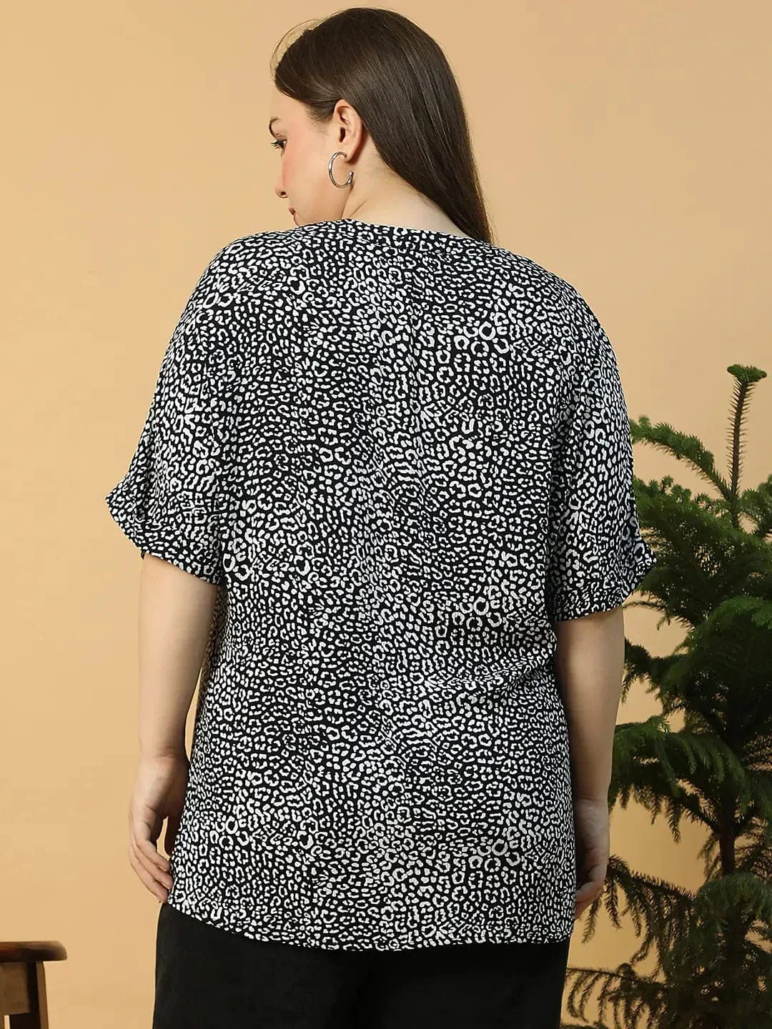 Black Animal Print Short Sleeve Plus Size Women Top - Image 5
