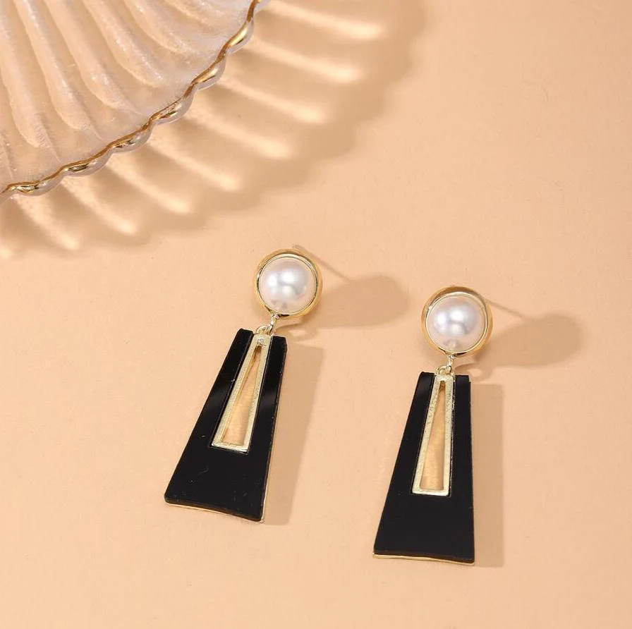 Black Danglers - Image 3