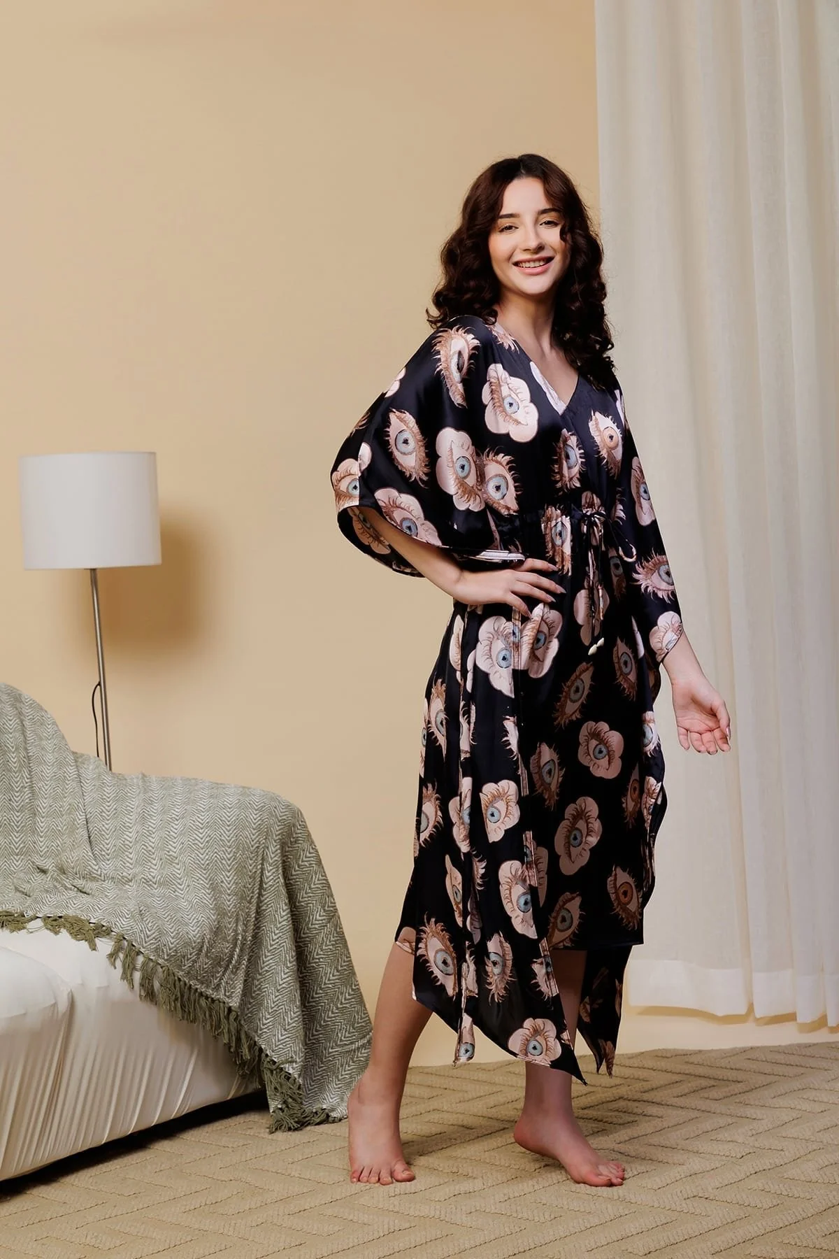 Black Kaftan with Print – Relaxed & Versatile Style - Image 2