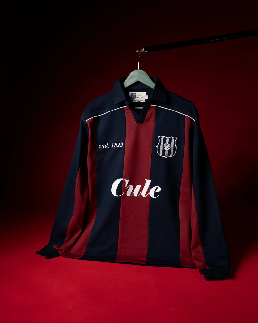 Blaugrana Vintage Sweatshirt - Image 15