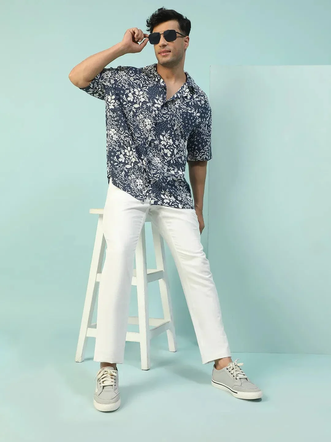 Blaze Blue Floral Print Lapel Collar Short Sleeve Men Oversized Shirt - Image 8