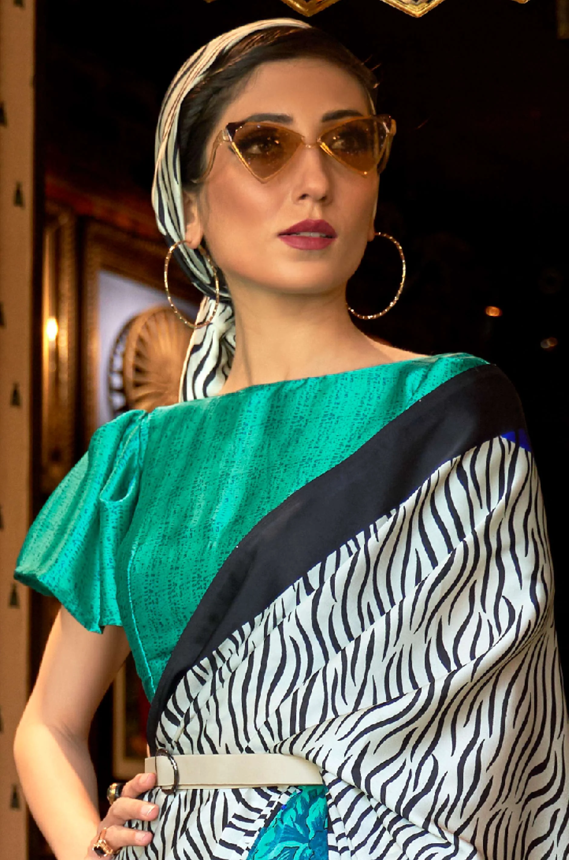 Blue And White Satin Crepe Saree - Image 4
