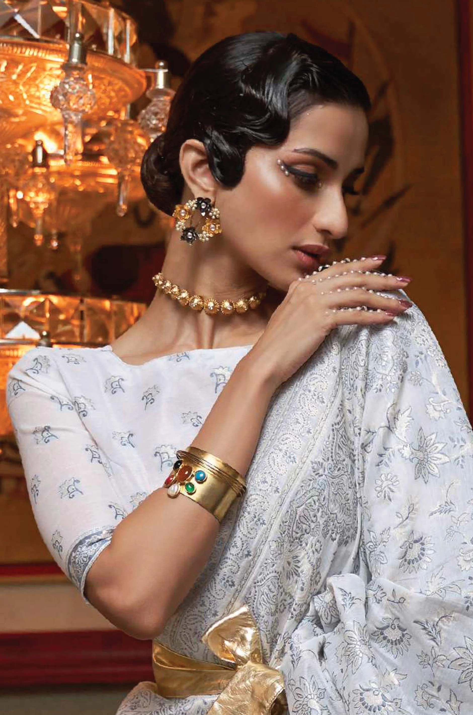 Blue Grey Floral Woven Silk Saree - Image 4