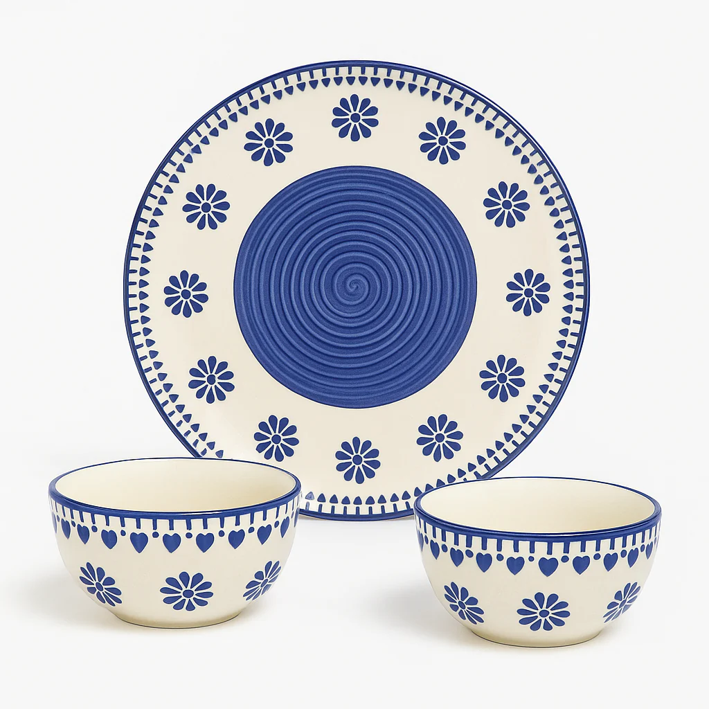 Blue Heart Ceramic Dinnerware Set | Handcrafted Dinner Plate with Matching Bowls | Premium Tableware Collection - Image 3