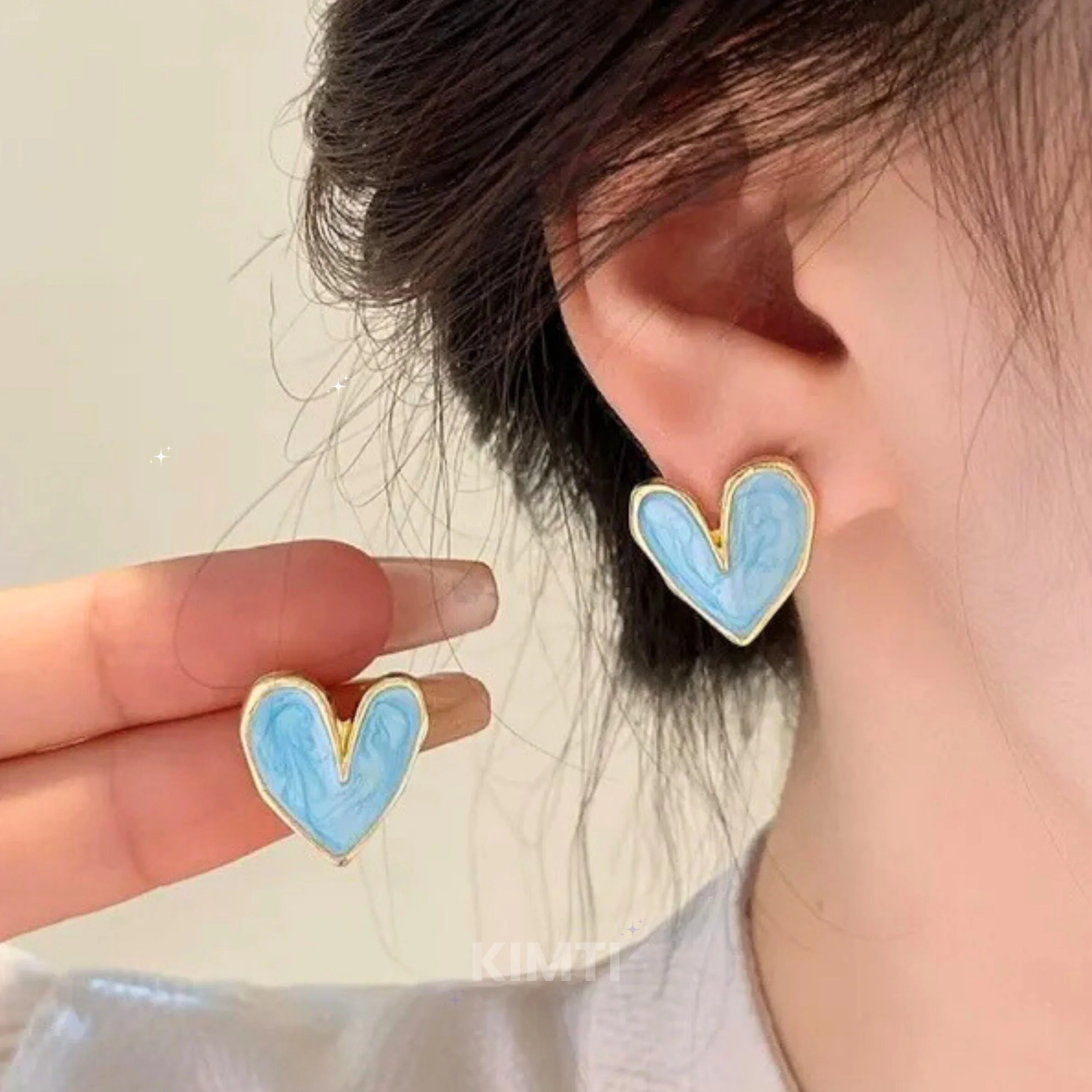 Blue Heart Shape Stud Earring - Image 4