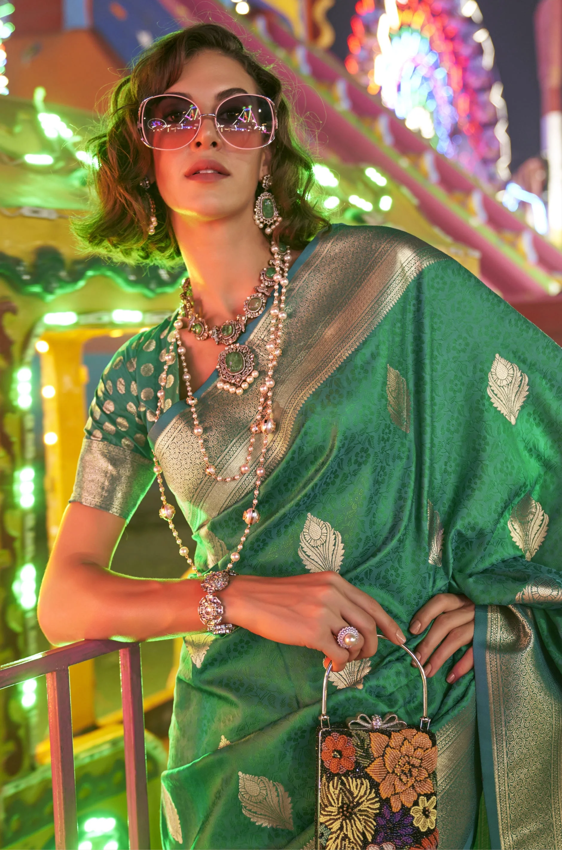 Bottle Green Woven Silk Saree - Image 2