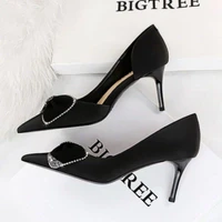 Bowknot Mid-high Heel - Image 8