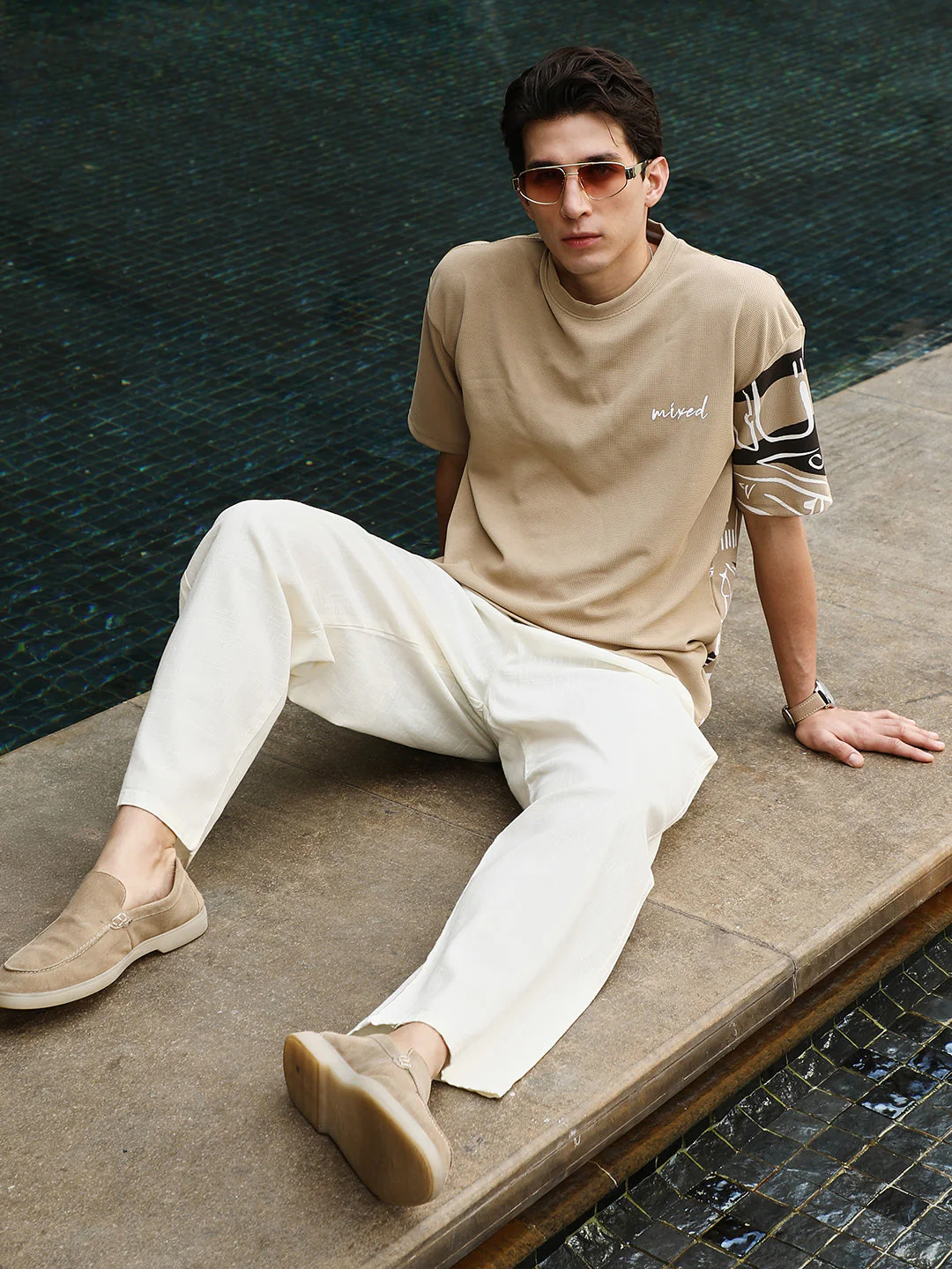 Boxy Folk-Wave T-Shirt - Image 6