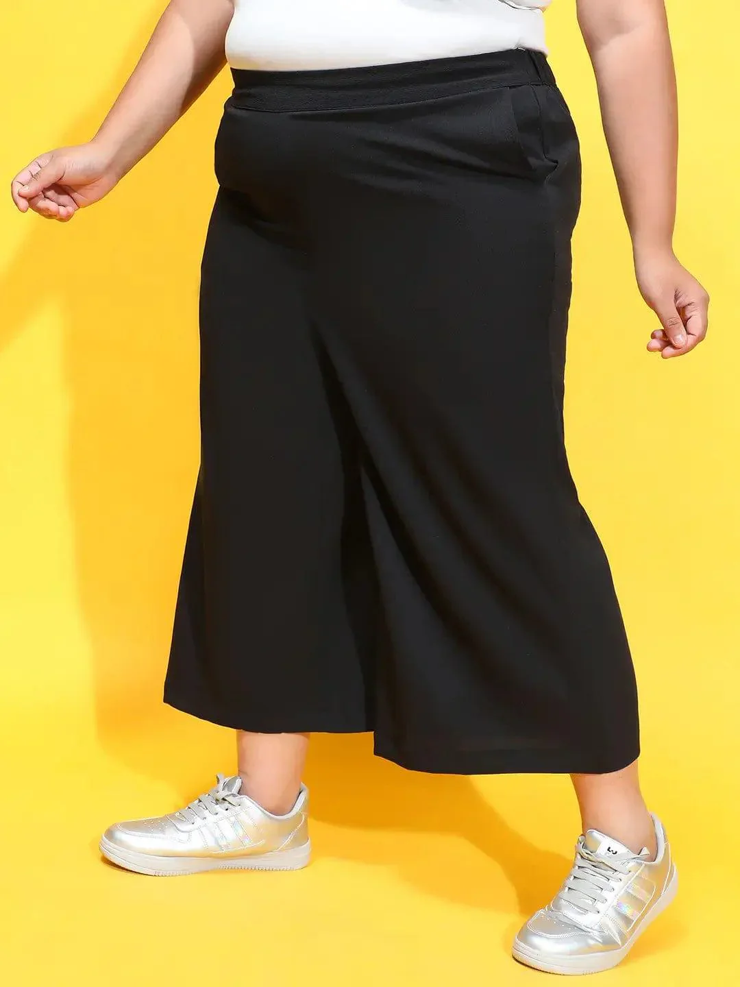 Brand New Solid Black Elasticated Plus Size Culottes - Image 3