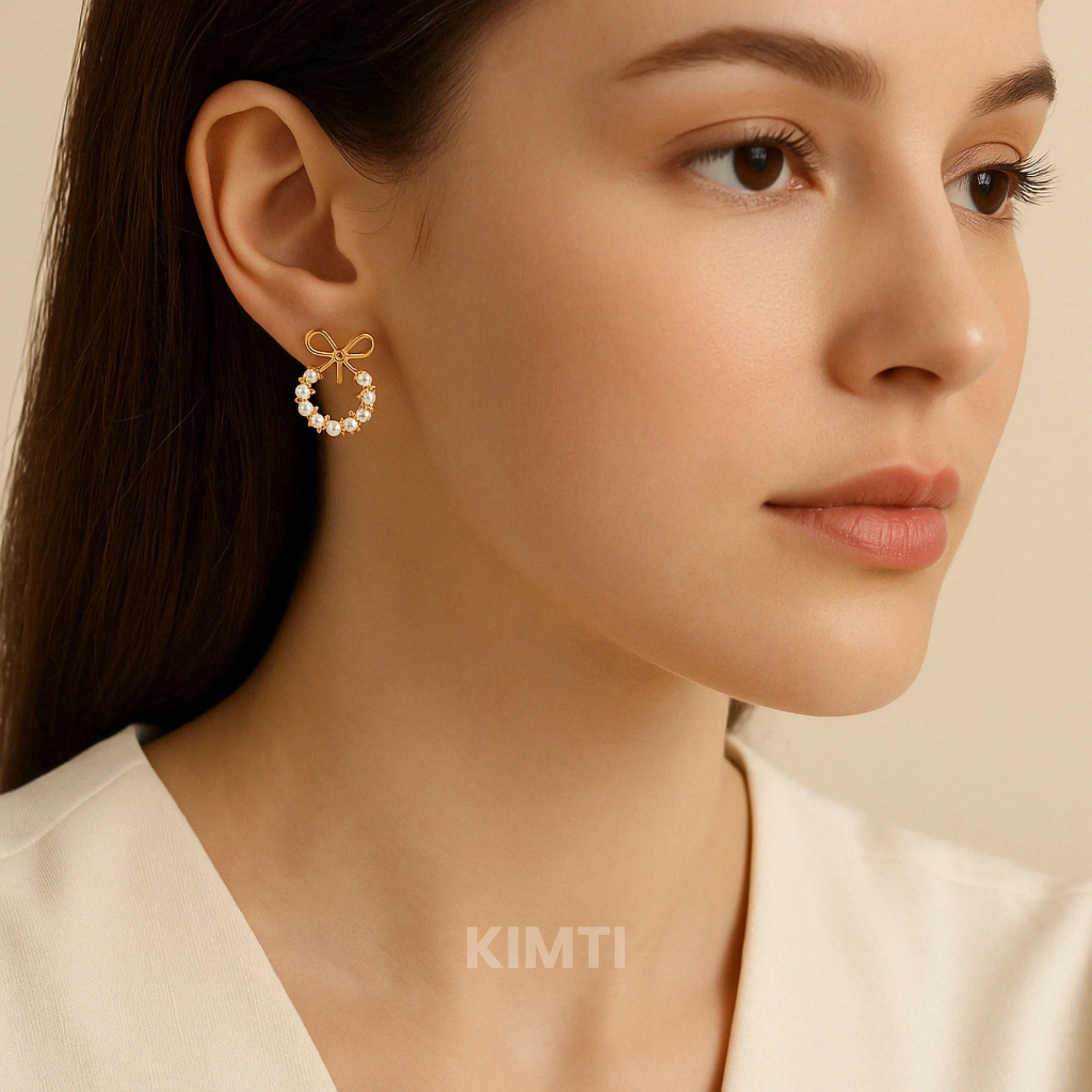 Business Chic White Pearls Stud Earring - Image 4
