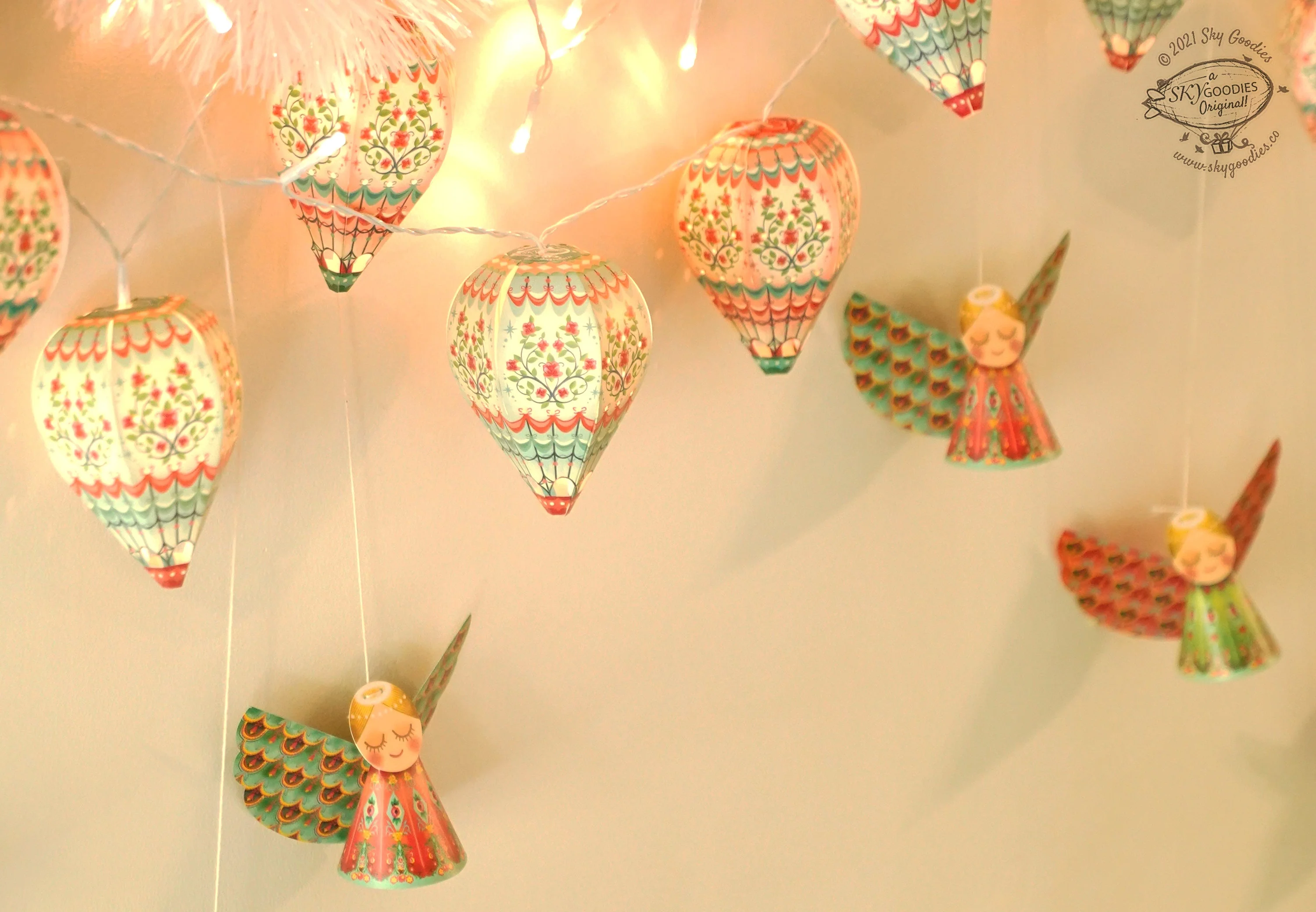 Christmas Decor Combo Saver 1 - Angels & Mini Hot Air Balloon Fairy Lights - Image 3