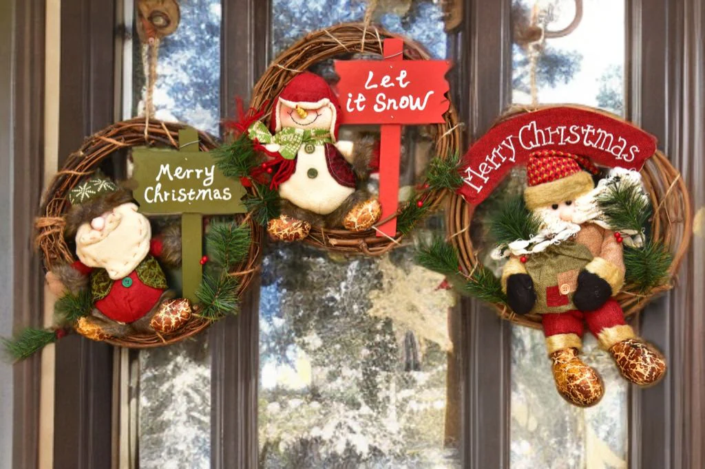 Christmas Wreath Pendant - 35CM Santa Claus Snowman Deer Wood Rattan Ring Xmas Hanging Decor - Image 5
