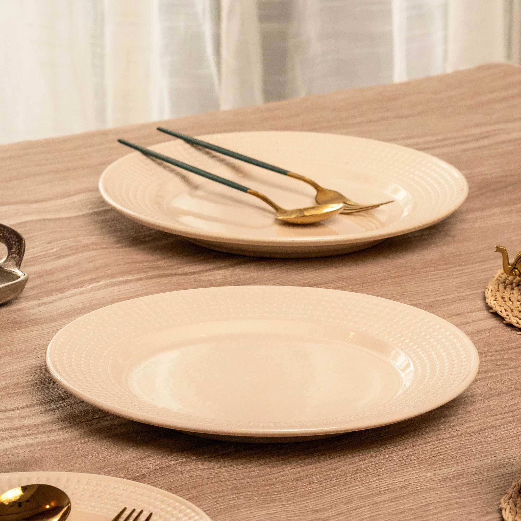 Classic Ceramic Dinner Plate | Set Of 2 - Image 10