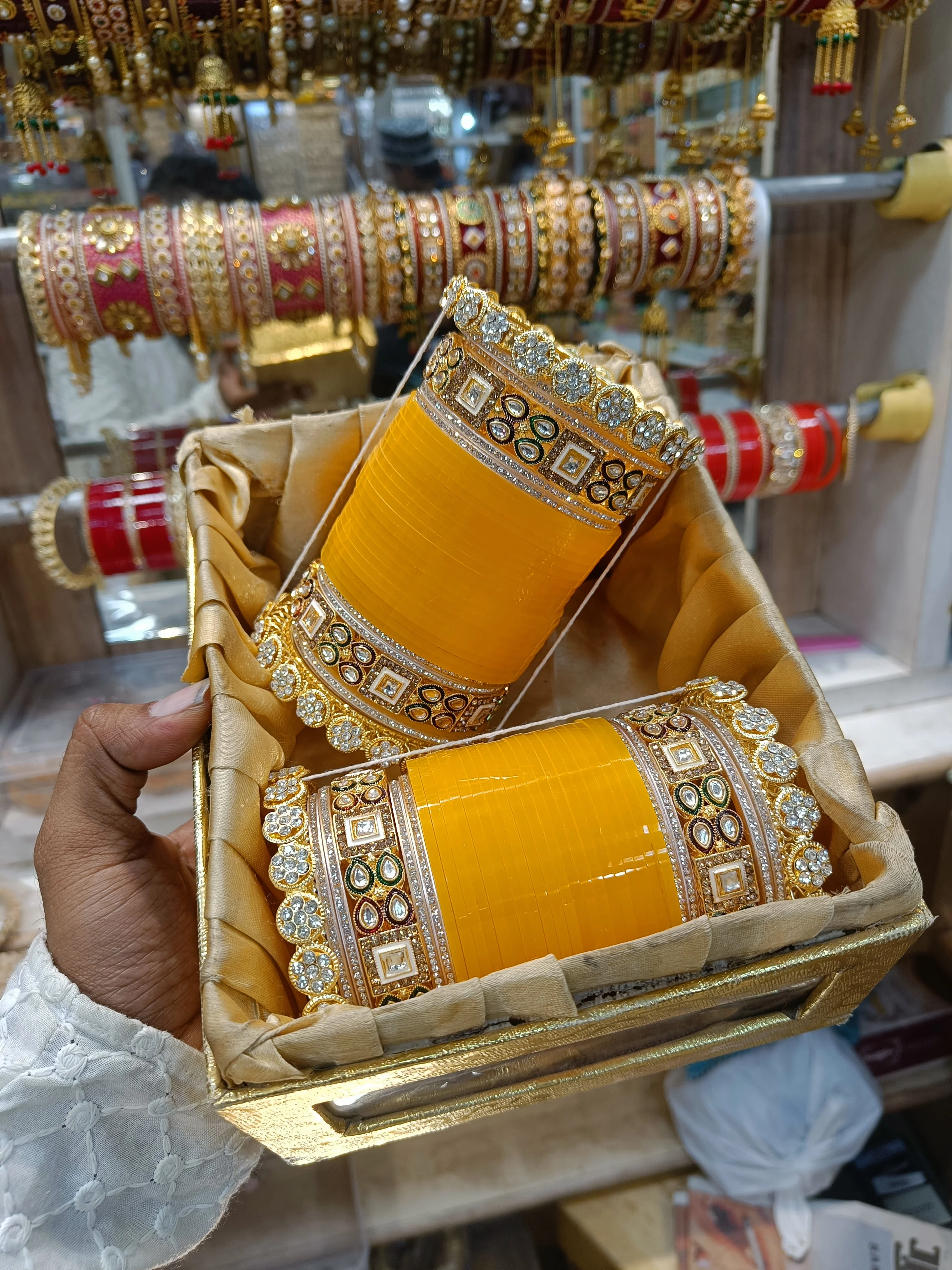 Classy Punjabi chooda - Image 2