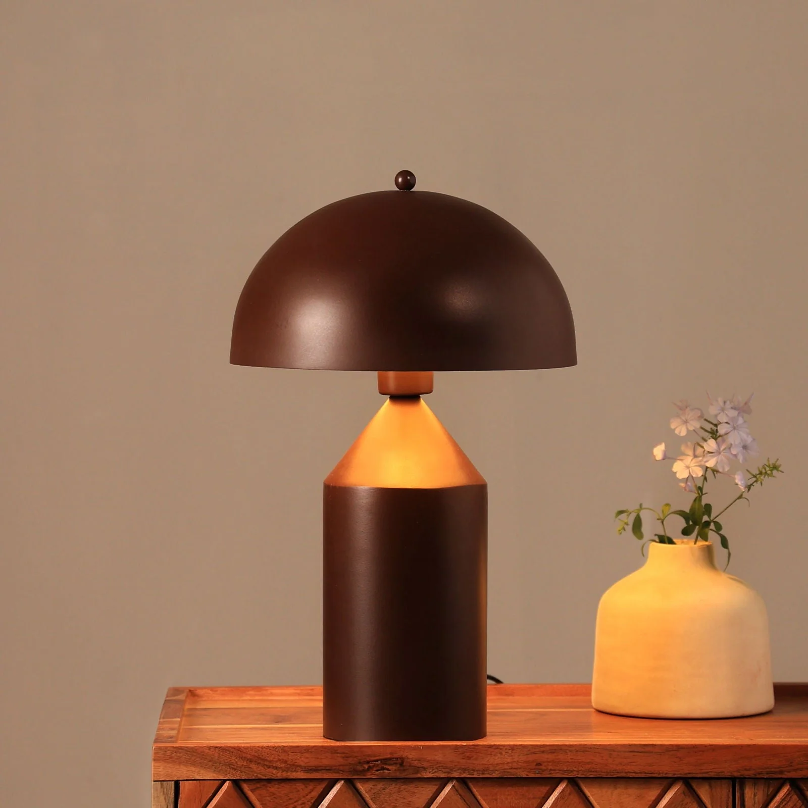 Cone Pagen Table Lamp - Image 4