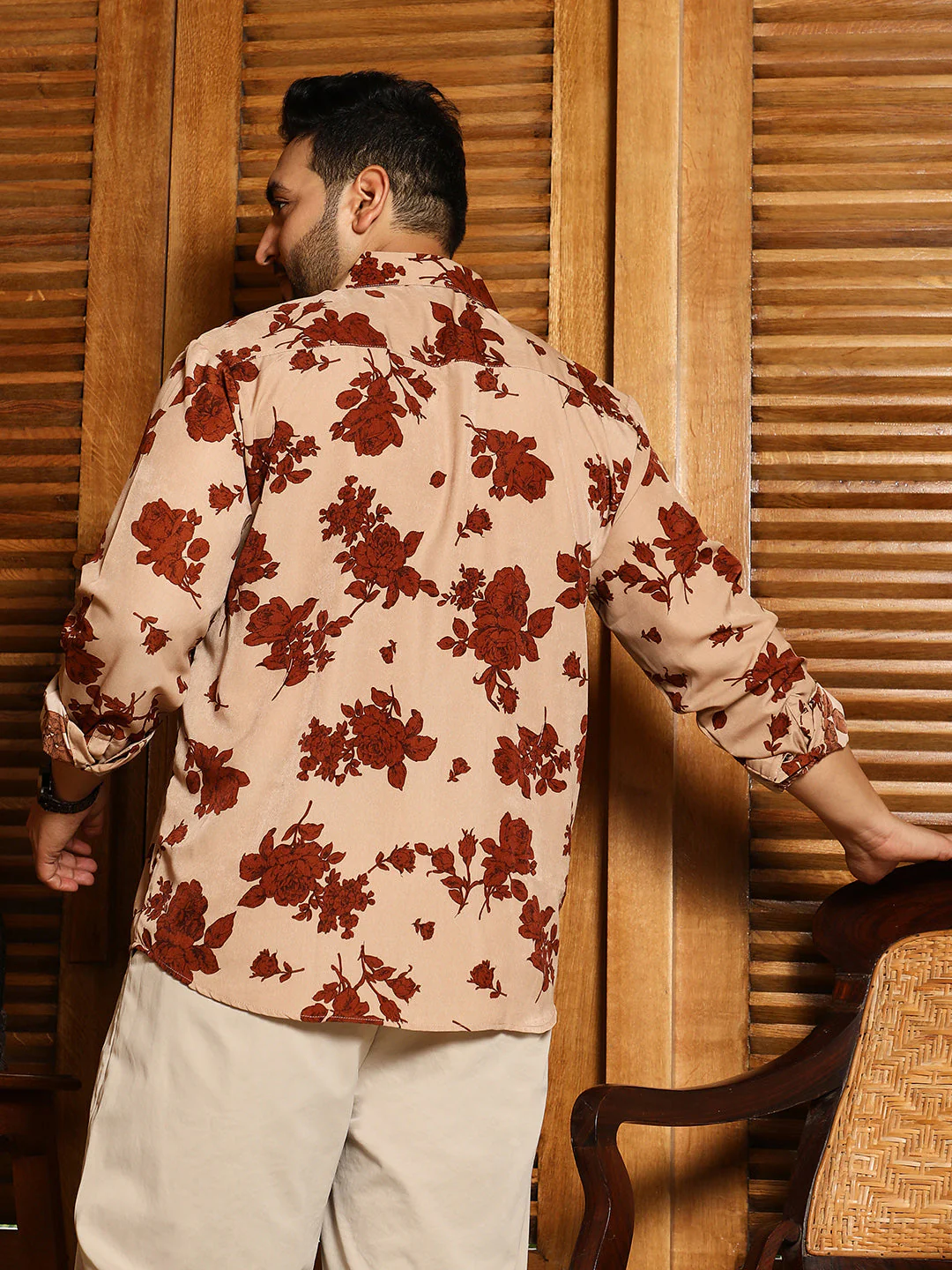 Contrast-Roses Imprint Shirt - Image 4