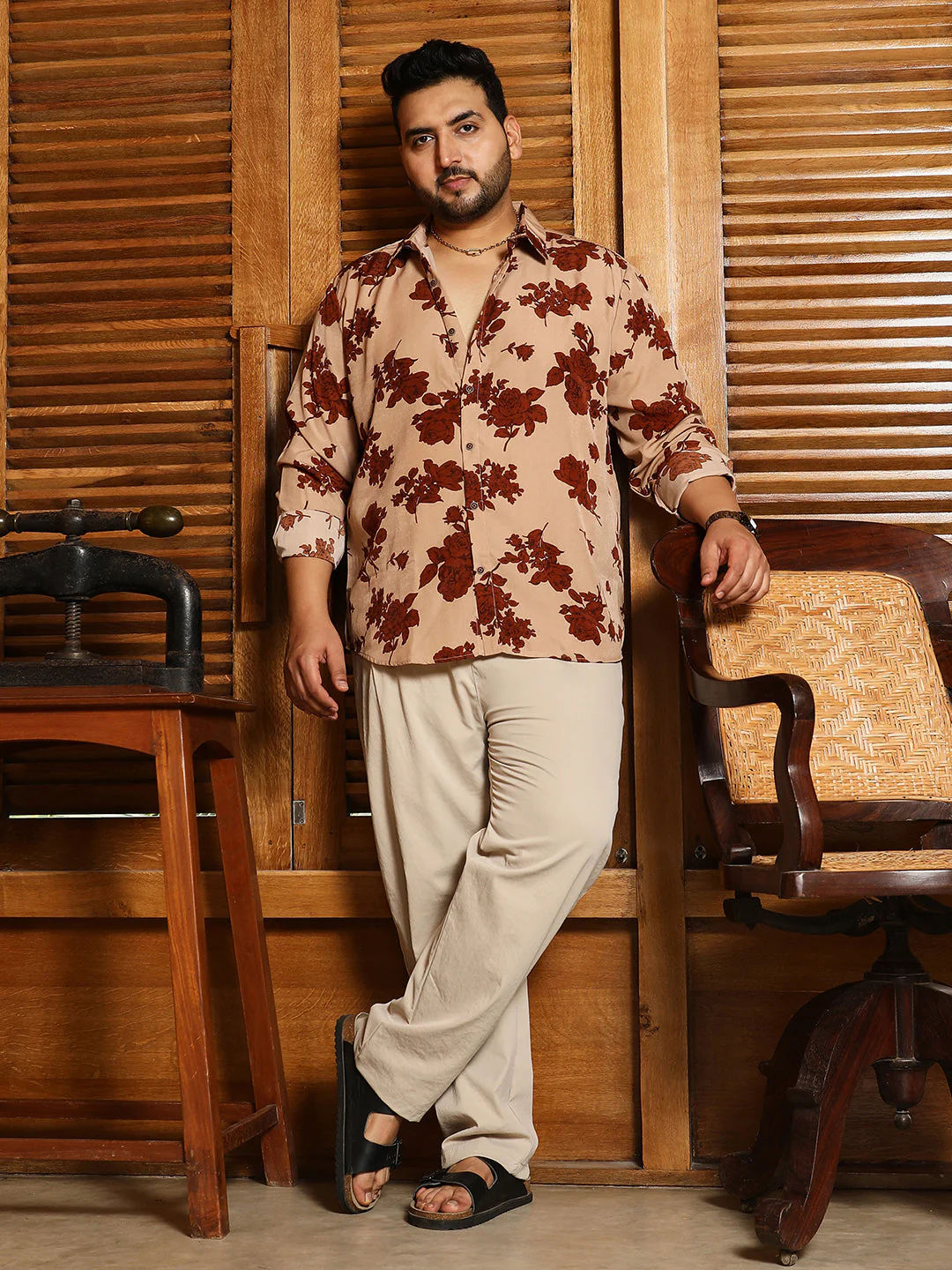 Contrast-Roses Imprint Shirt - Image 5