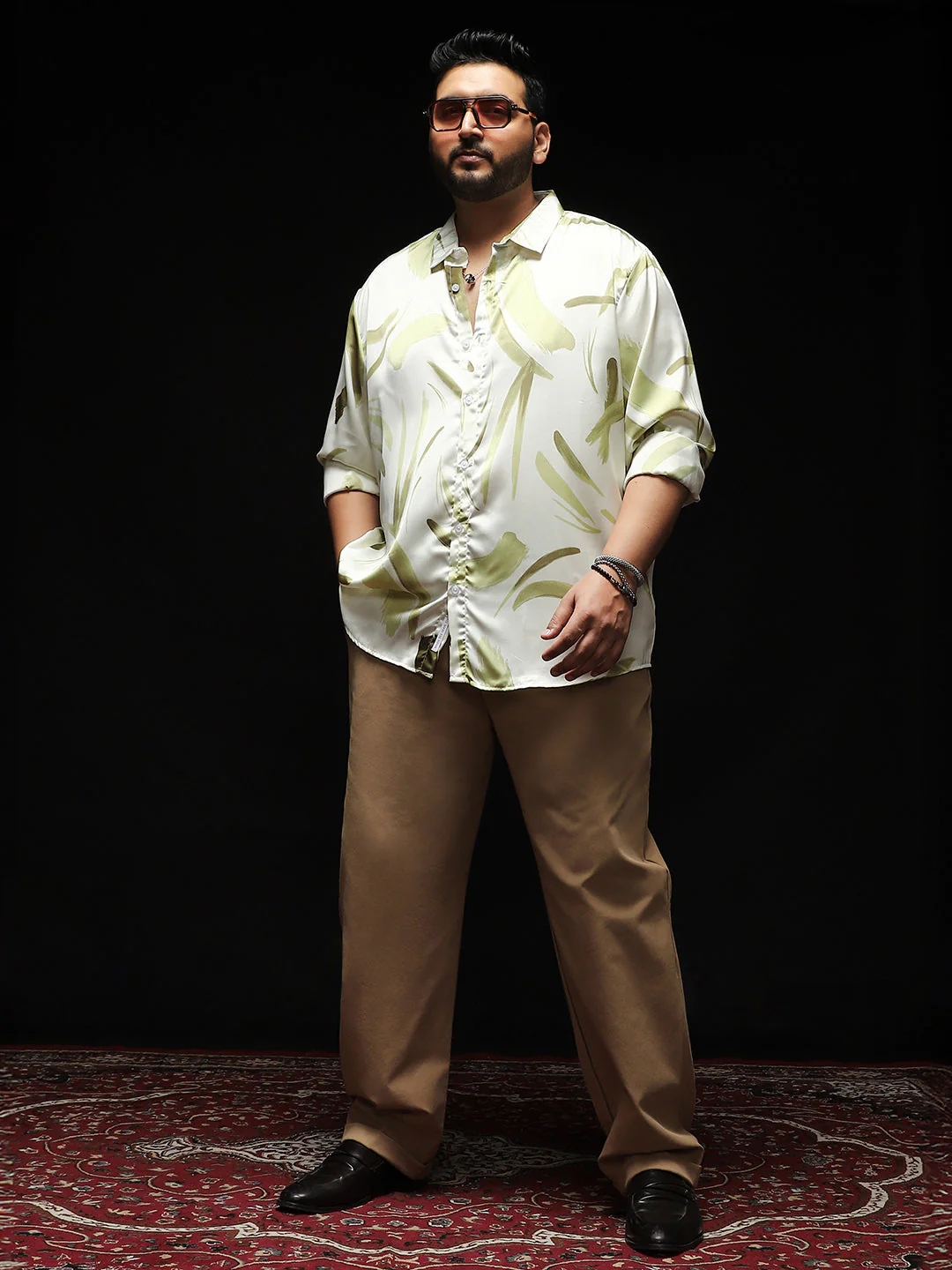 Contrast-Strokes Imprint Shirt - Image 6