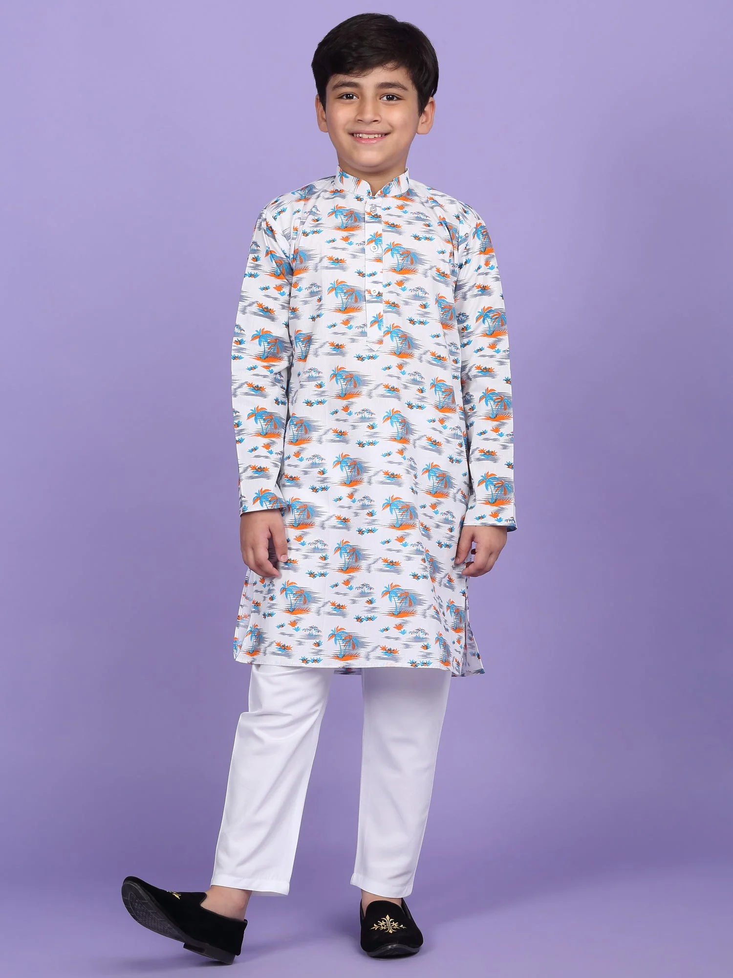 Cotton Blend Abstract Printed Kurta - Image 17