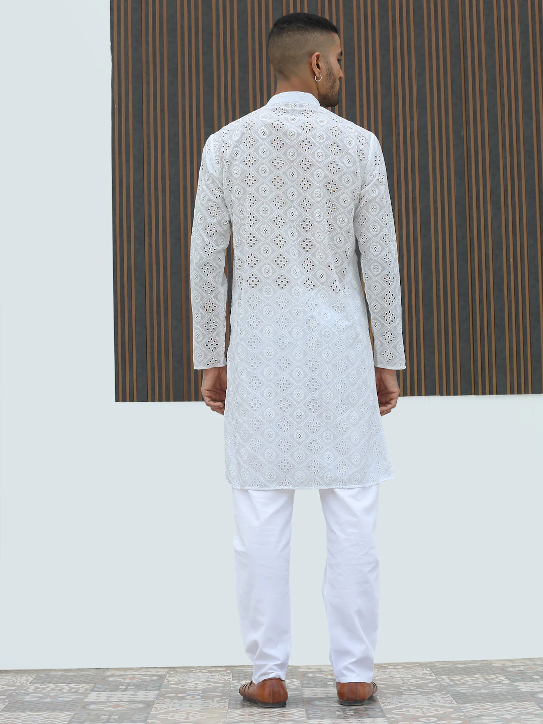 Cotton Blend Chikankari Self Design Embroidered Kurta with elastic Waistband Pyjama set - Image 20
