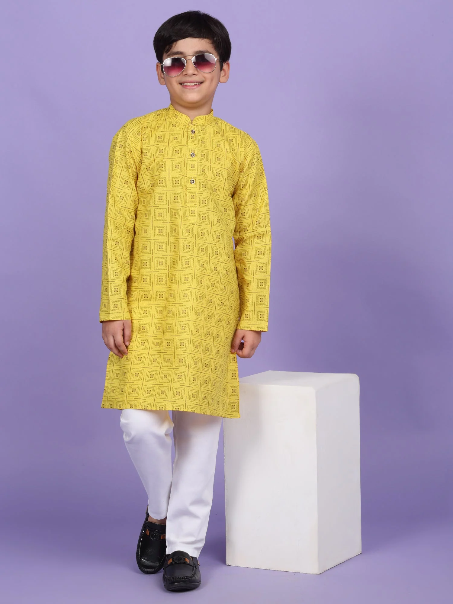 Cotton Blend Geometric Printed Kurta - Image 5