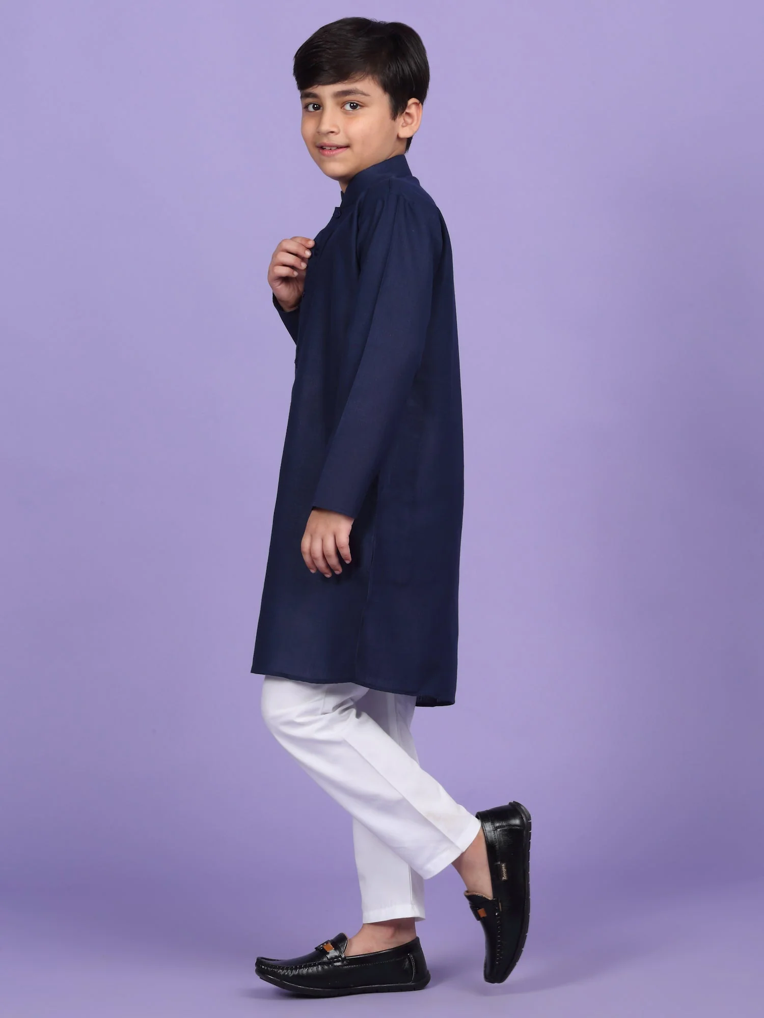 Cotton Blend Solid Kurta - Image 12