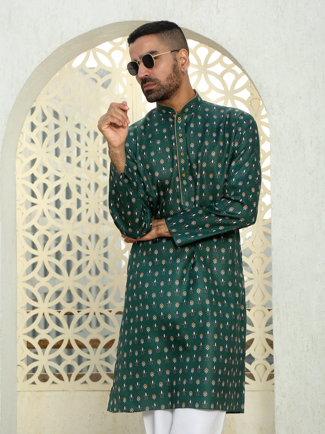 Cotton Floral Print Regular Kurta Contrast Piping on Collar - Image 6