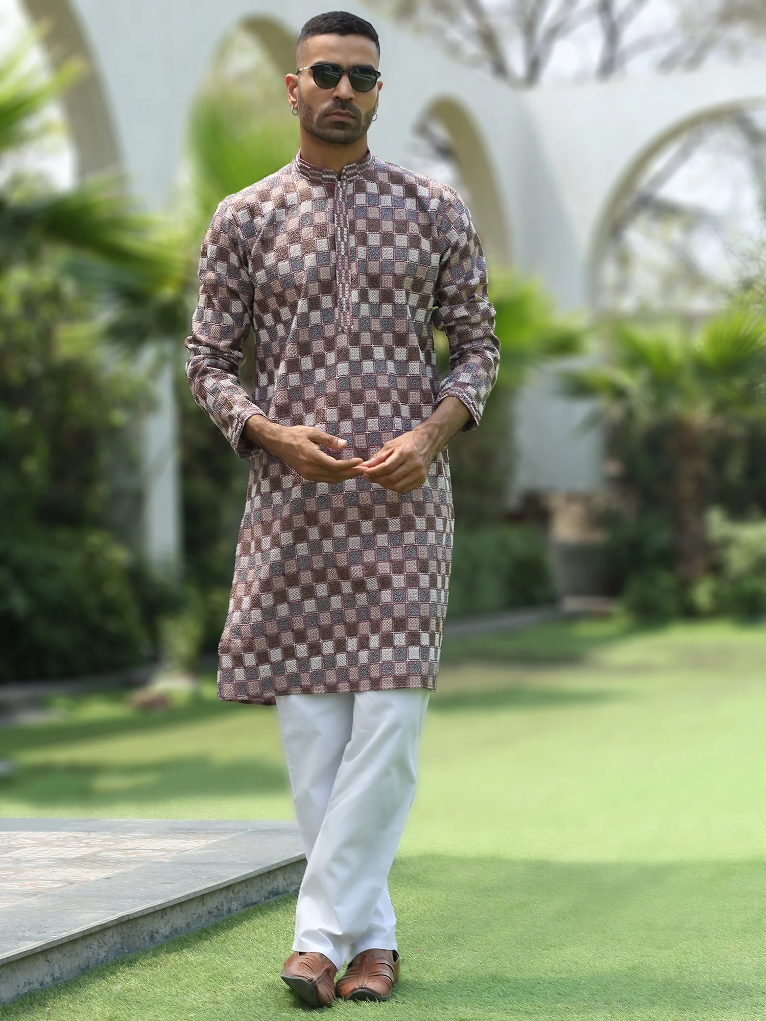 Cotton Rayon Embroidered Chikankari Sequinned Kurta With Elastic Waistband Pyjama Set - Image 13
