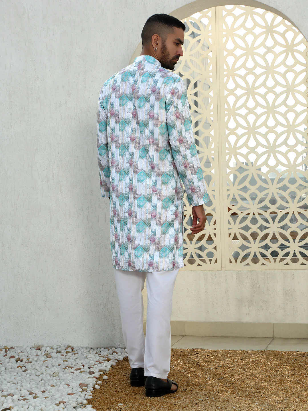 Cotton Zari Embroidered Chikan Print Kurta - Image 2