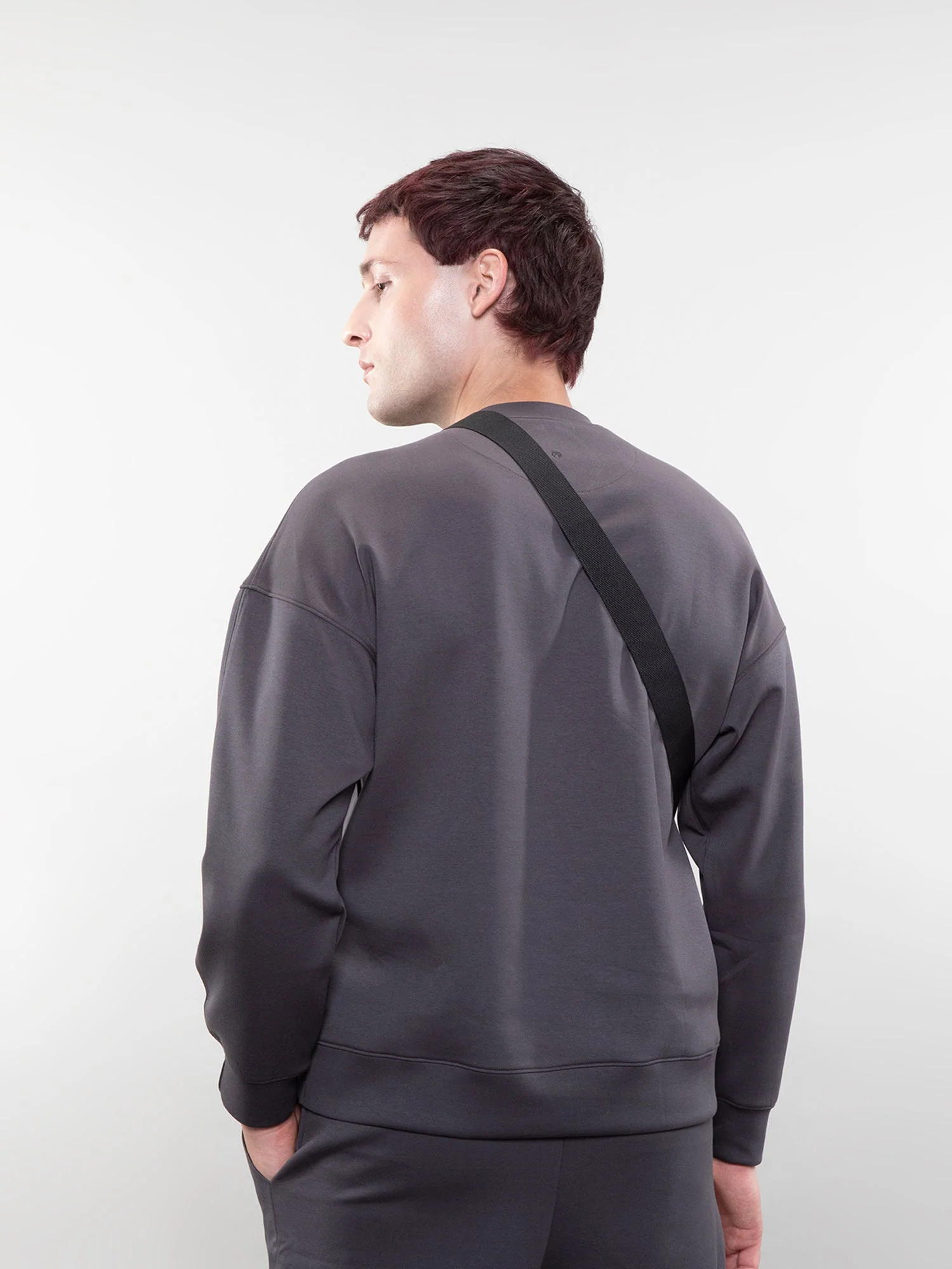 Crewneck sweatshirt - Image 4