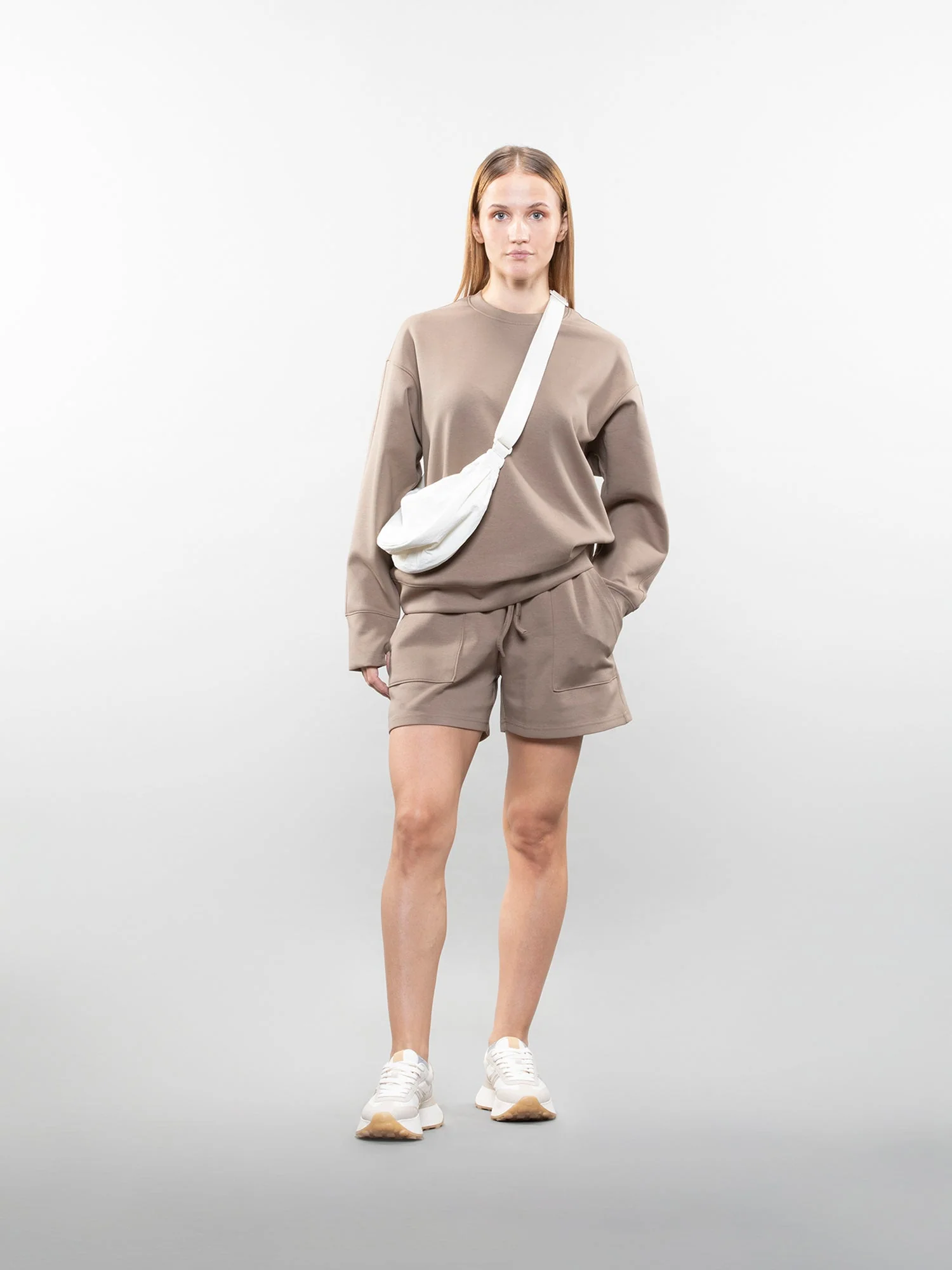Crewneck sweatshirt - Image 39