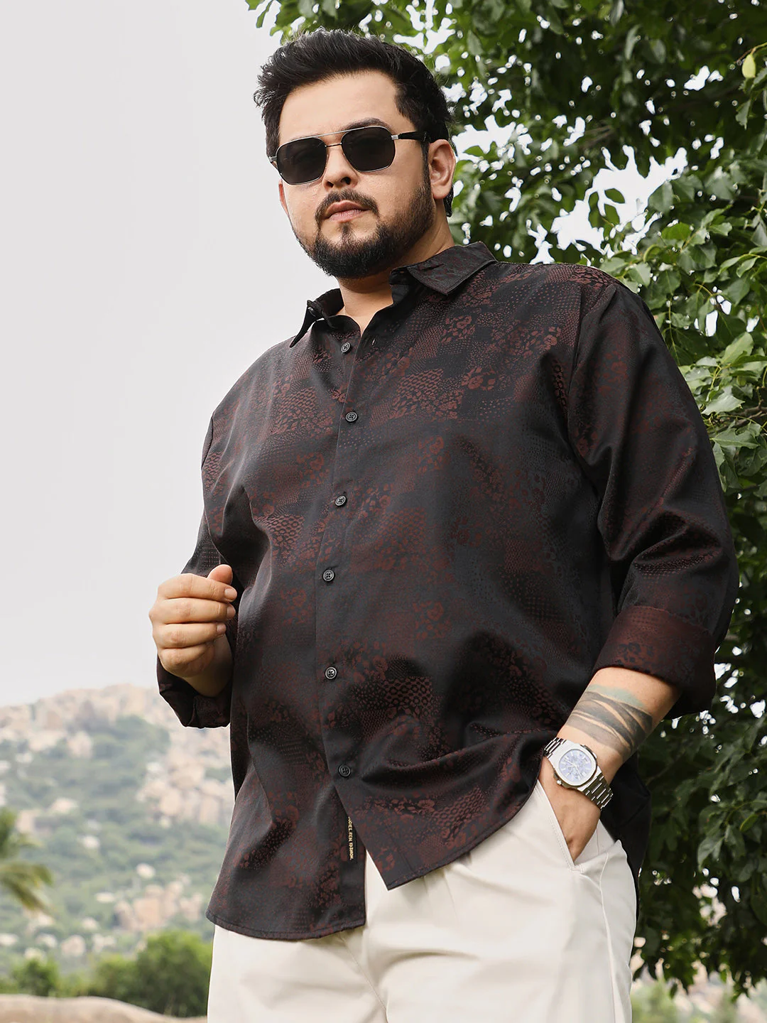 Dark-Tone Flora-Block Jacquard Shirt - Image 7
