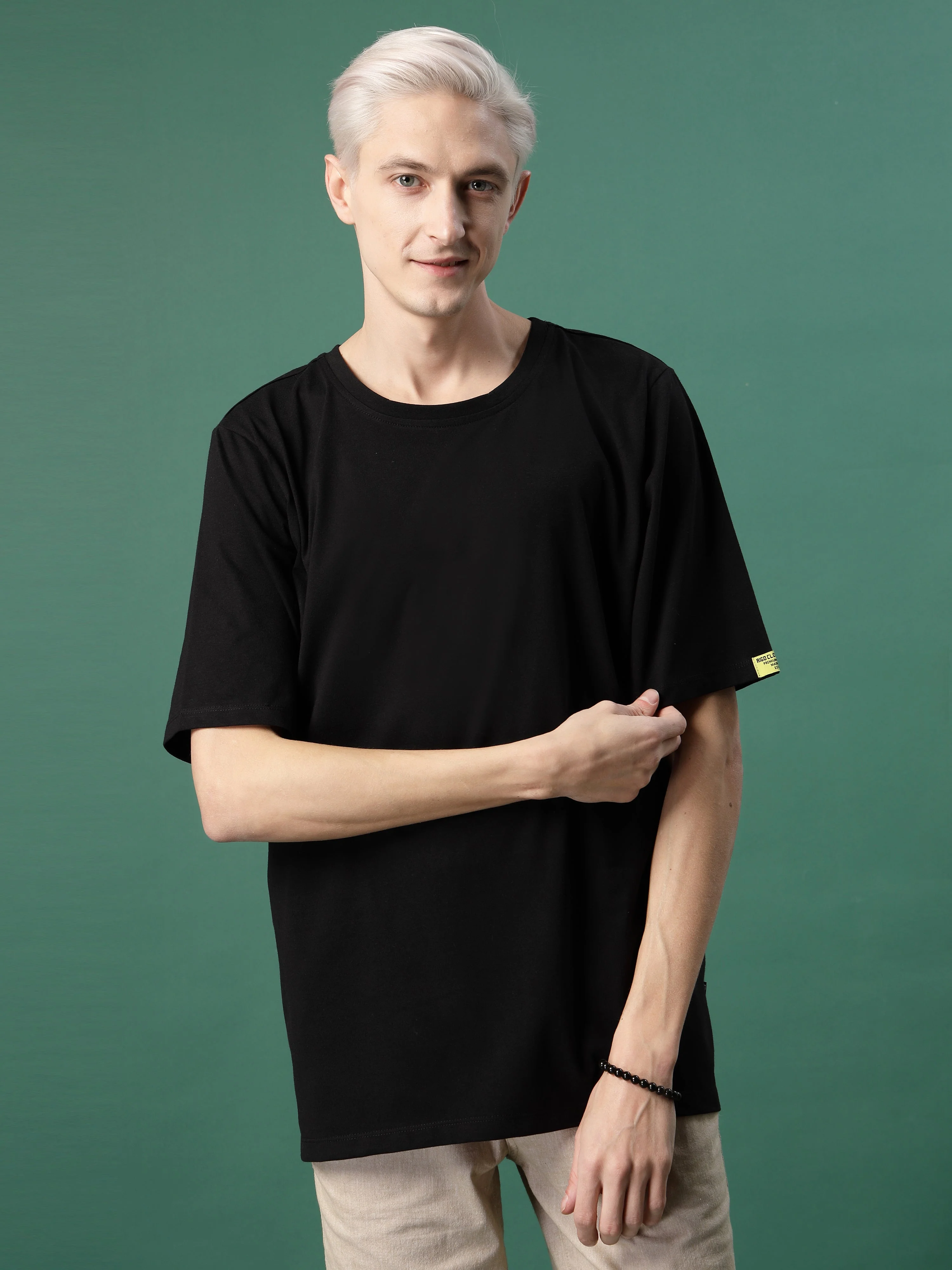 Effortless Cool Men's Oversized Cotton T-shirt - Image 4